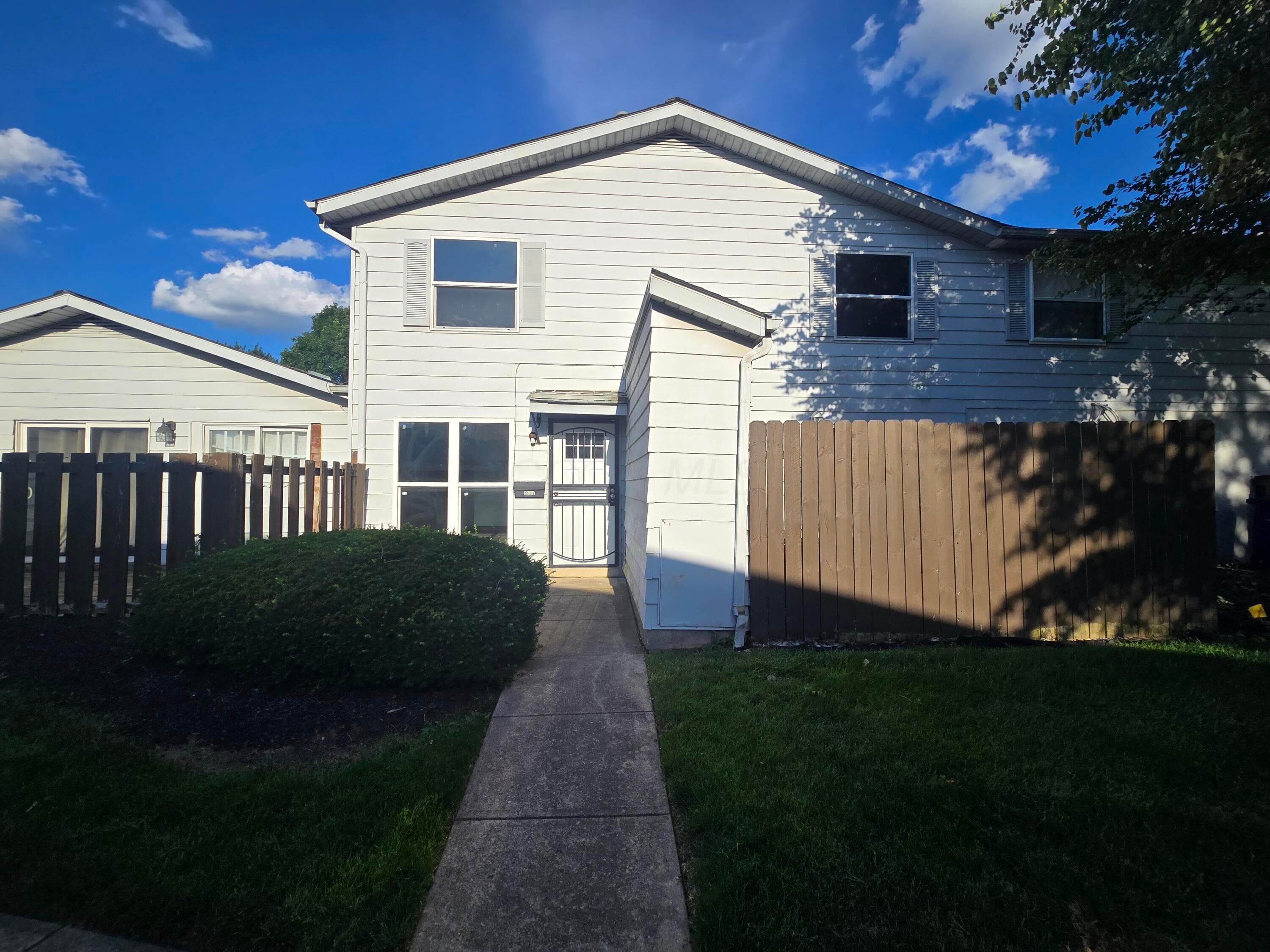 2508 Nassau Drive #32E, Columbus, OH 43232