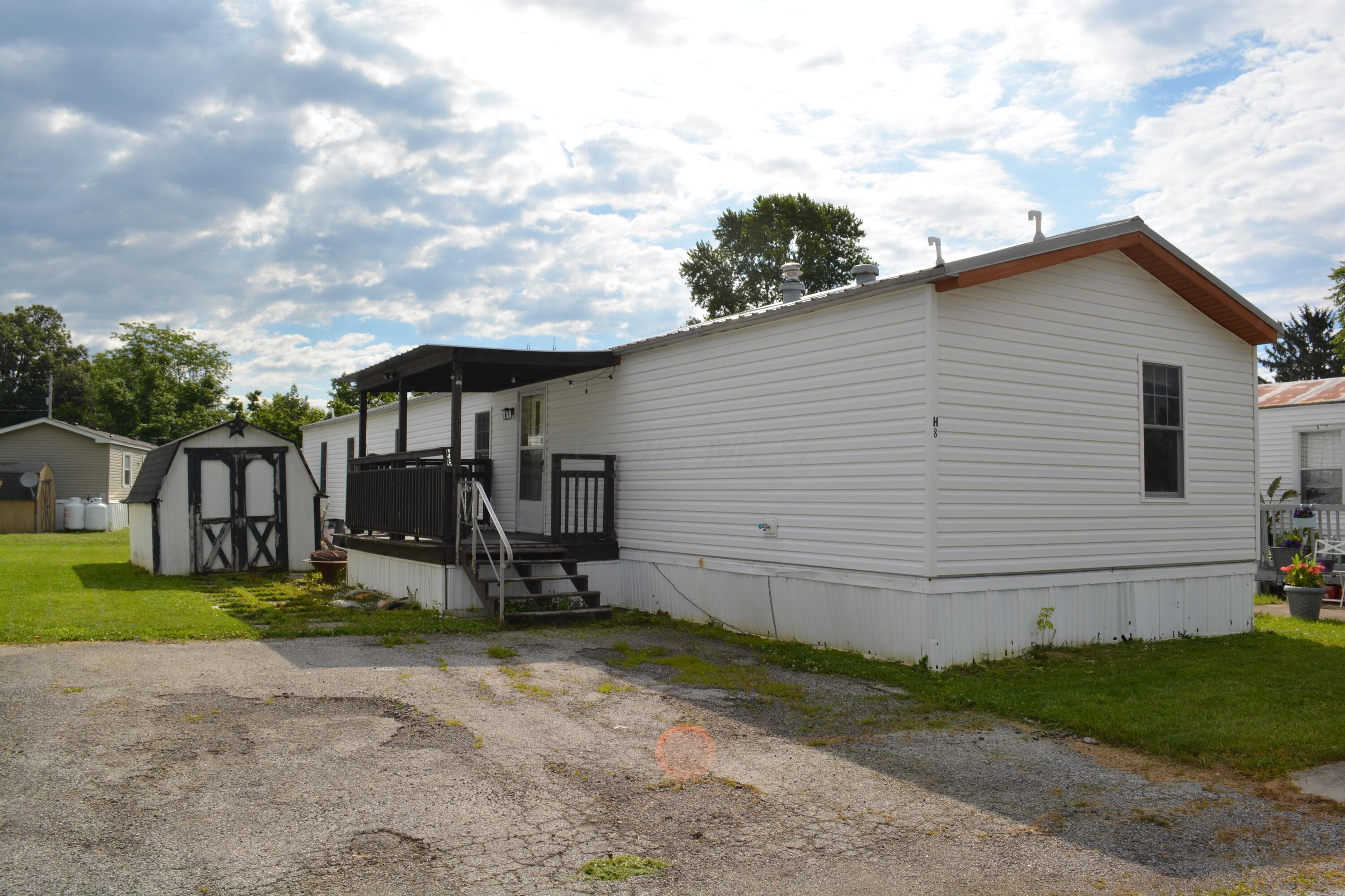 6106 London Groveport Road #H8, Grove City, OH 43123