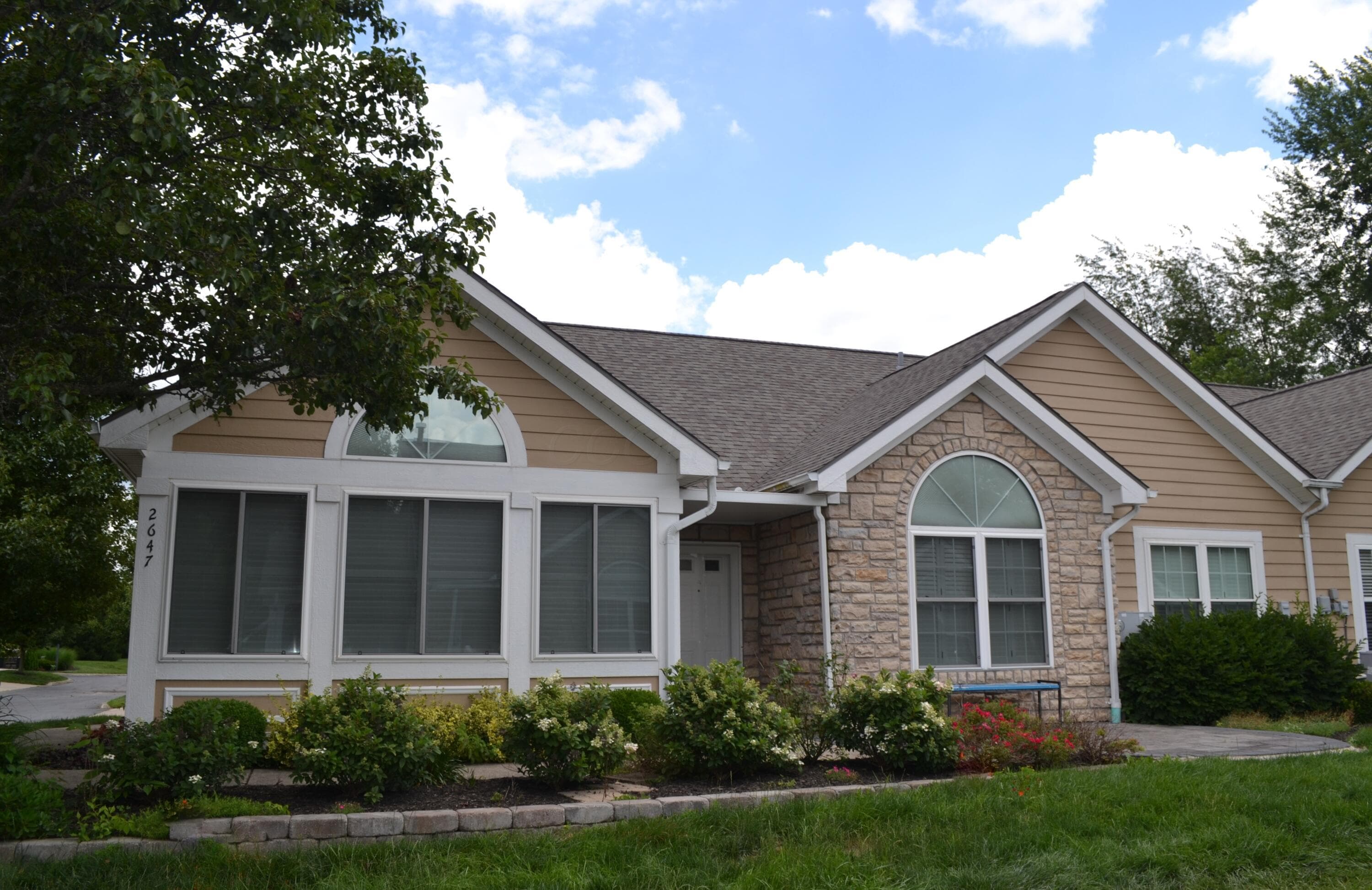 2647 Prestwick Village Circle, Springfield, OH 45503