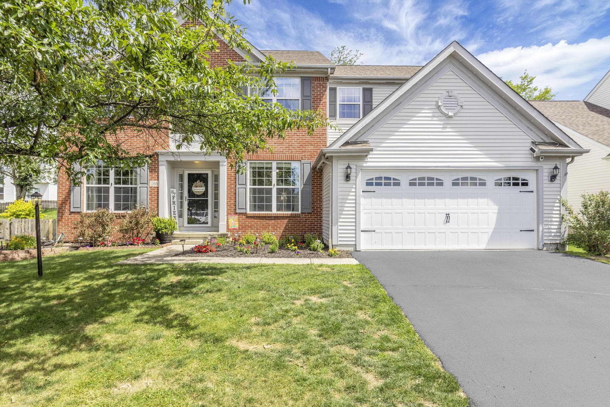 166 Longleaf Street, Pickerington, OH 43147
