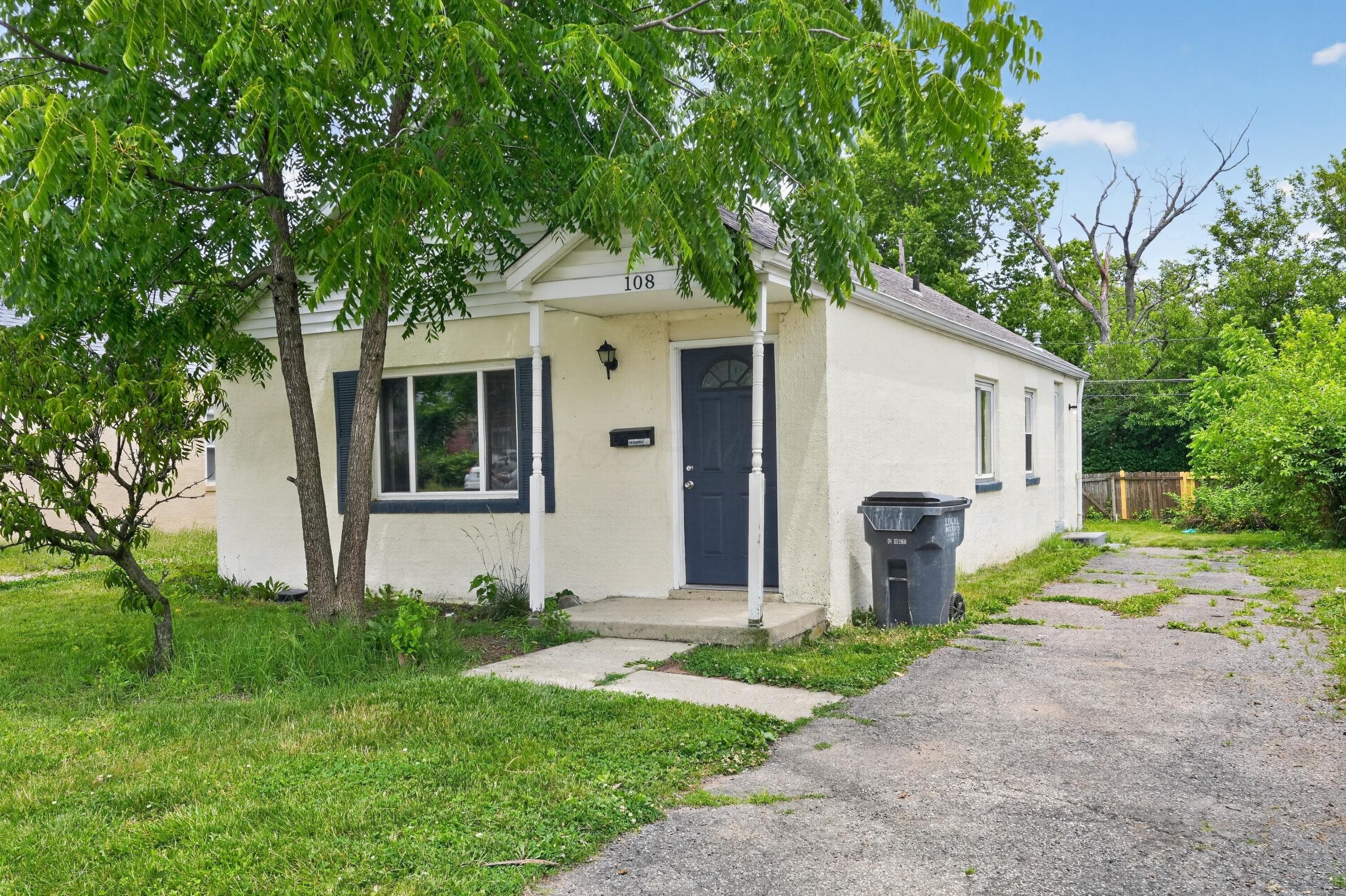 108 Florence Avenue, Columbus, OH 43228