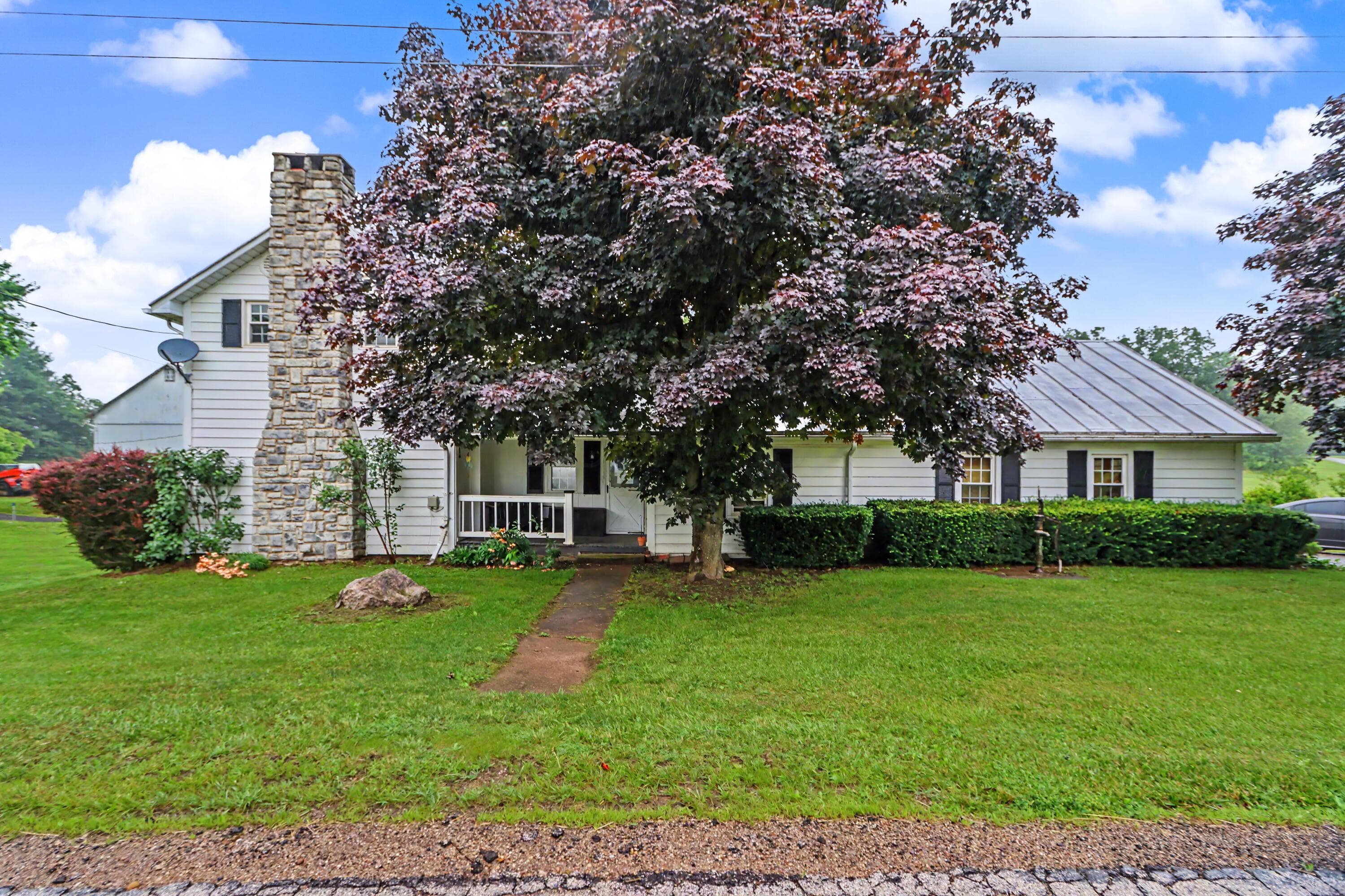 2444 Kings Corners Road E, Mansfield, OH 44904