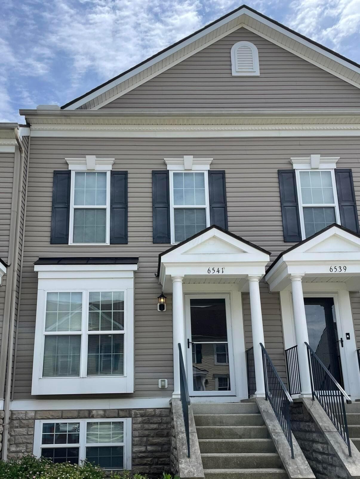 6541 Nottinghill Trail Drive #15, Canal Winchester, OH 43110