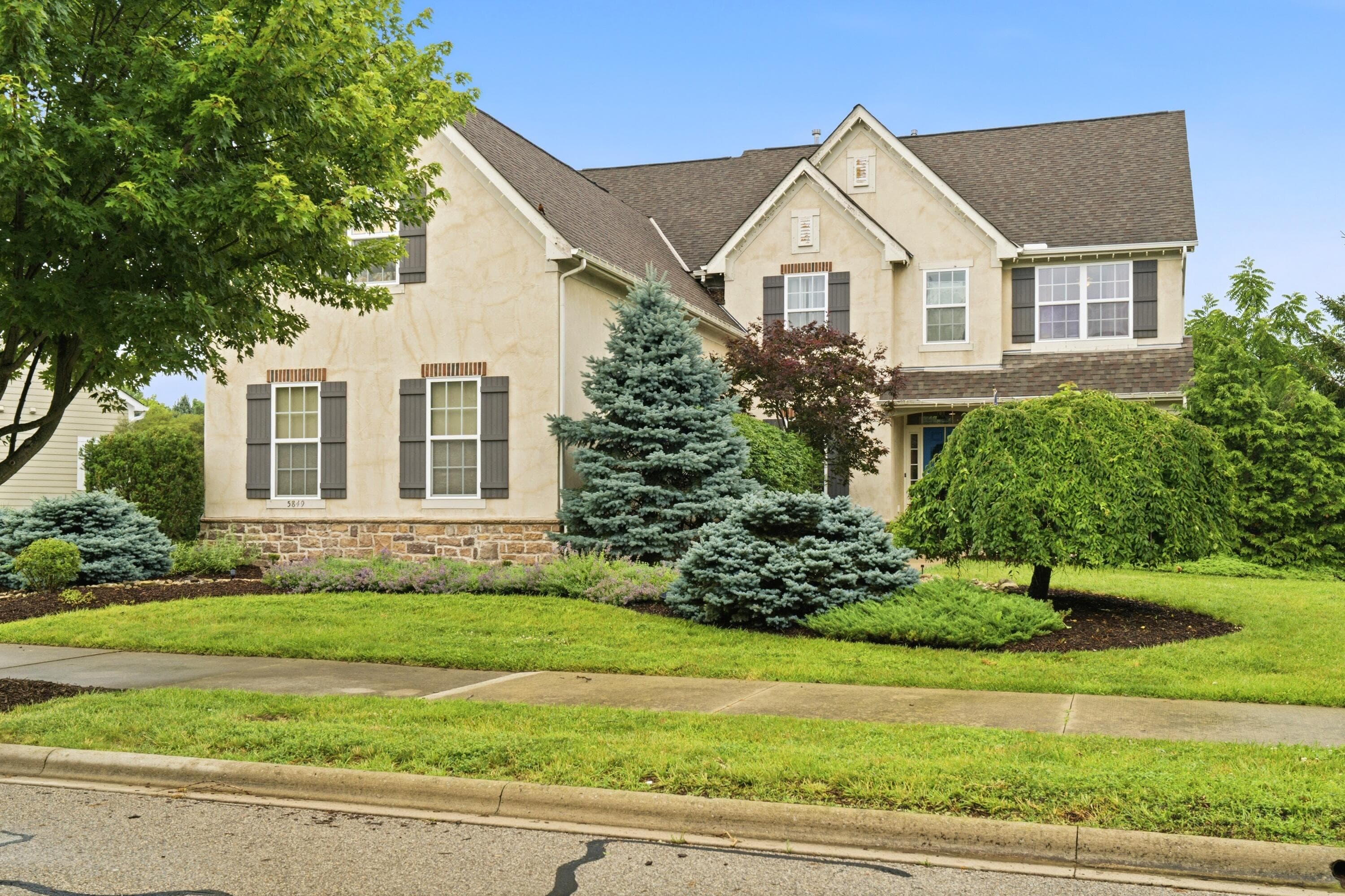 5849 Vandeleur Place, Dublin, OH 43016