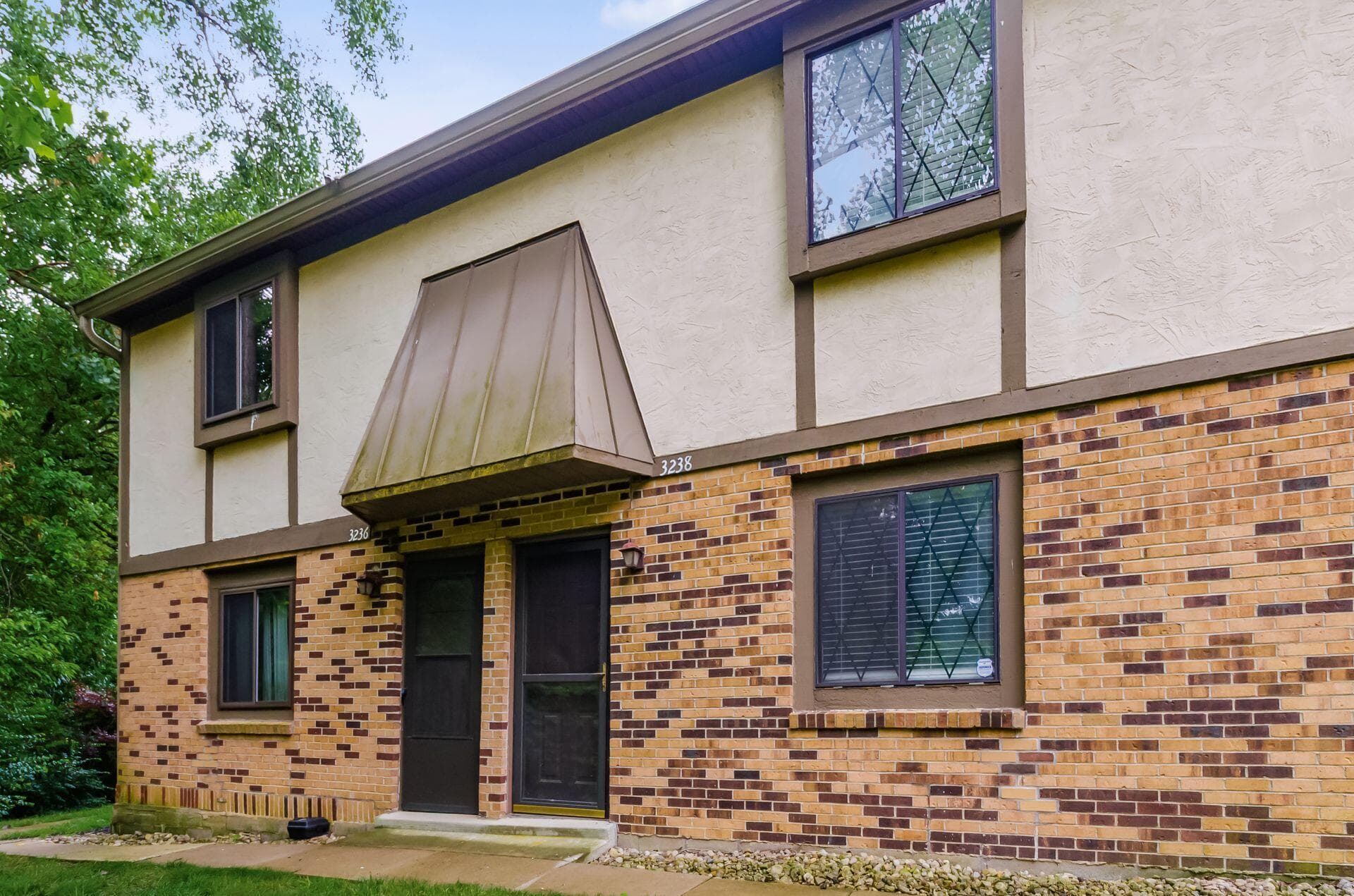3238 Summertime Court #14, Columbus, OH 43221