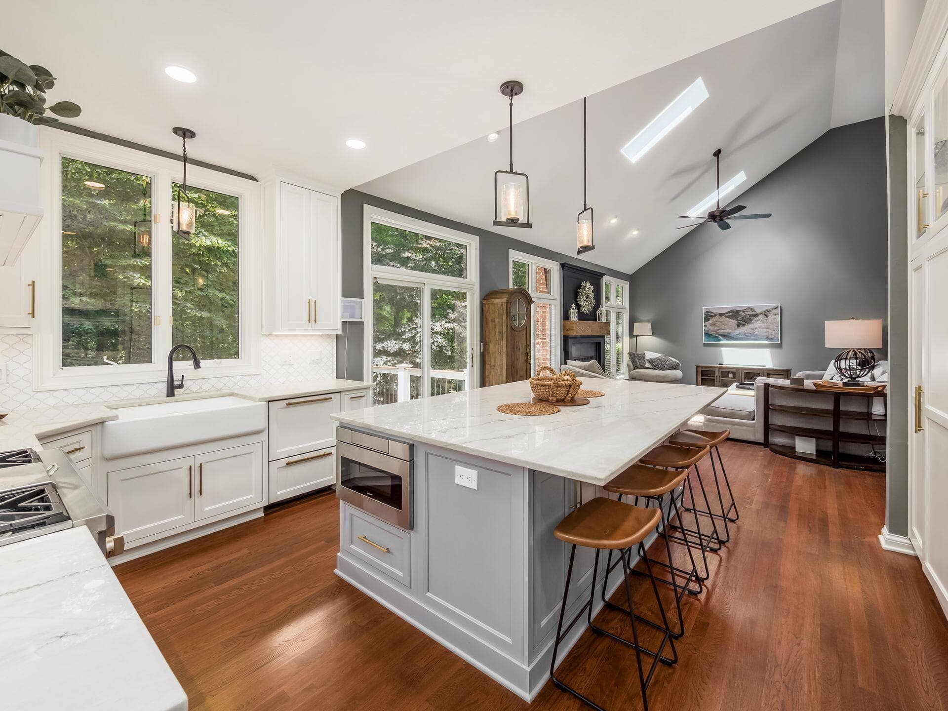 10748 Preston Way, Powell, OH