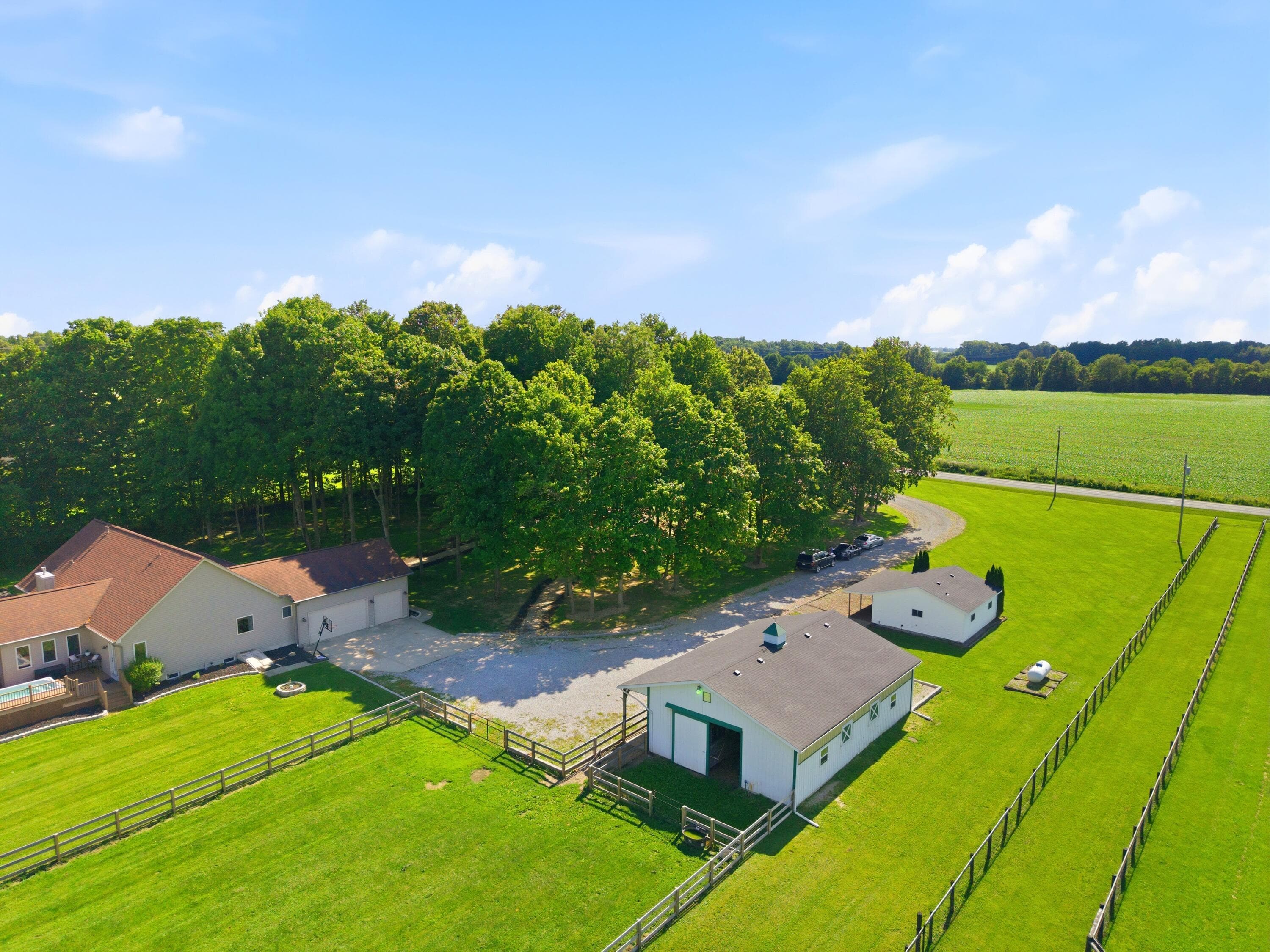 15050 Croton Road, Centerburg, OH 43011