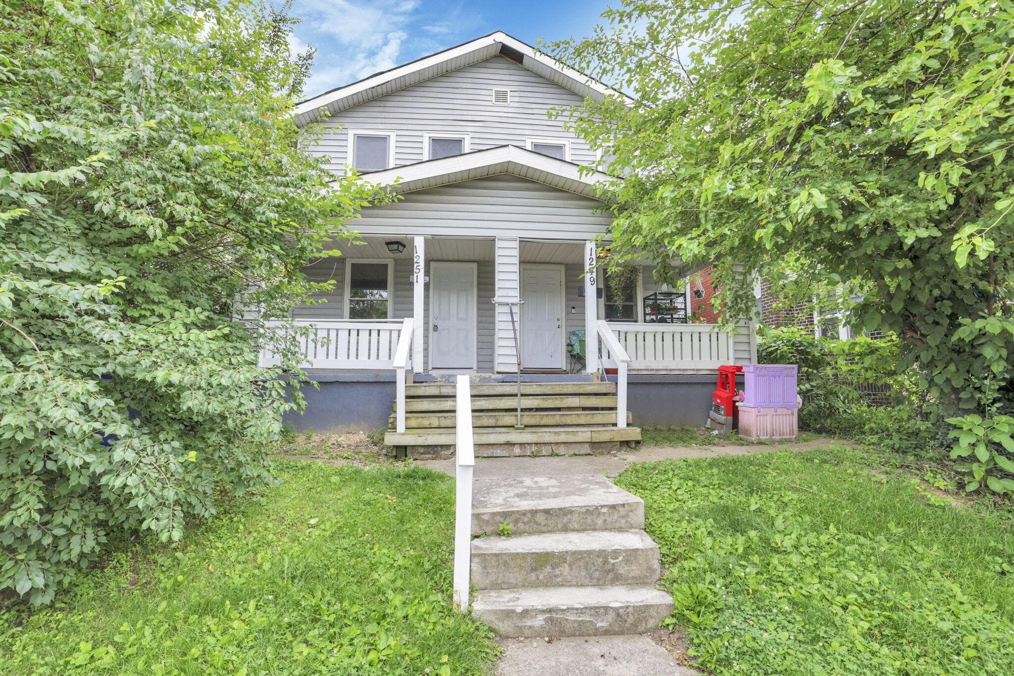 1249-1251 E 15th Avenue, Columbus, OH 43211