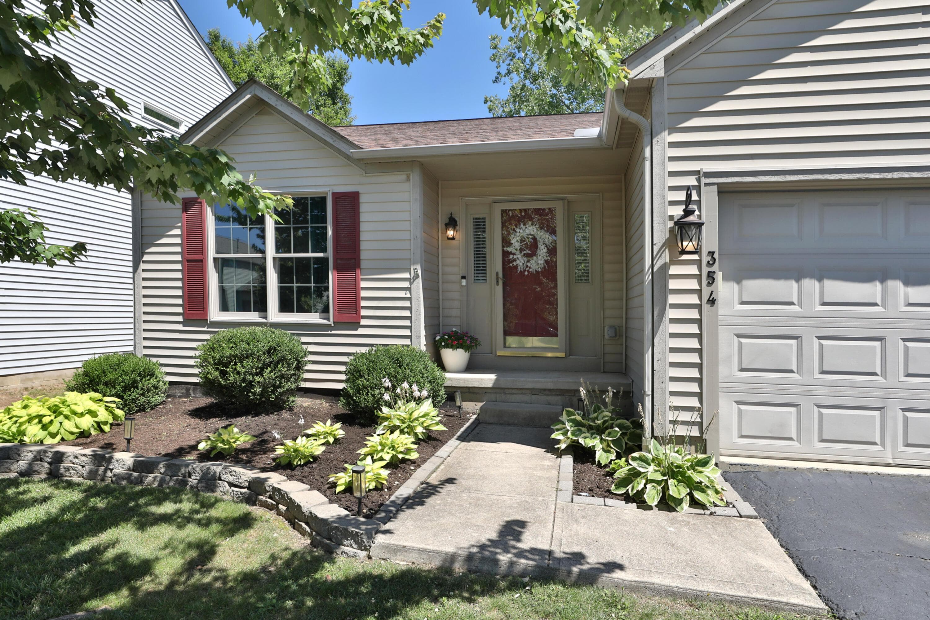 354 Holly Grove Road, Lewis Center, OH 43035