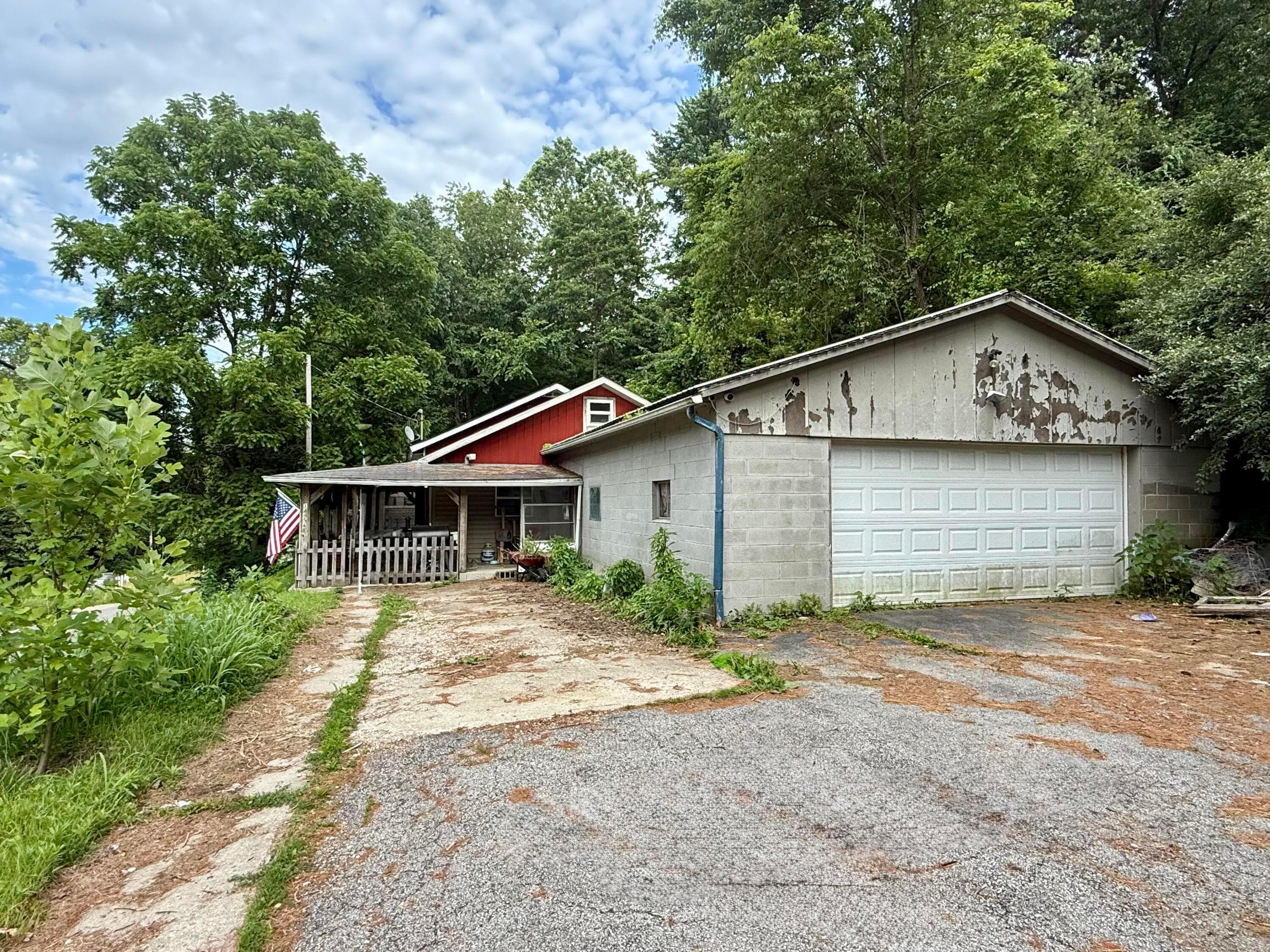 14856 Brushy Fork Road SE, Heath, OH 43056