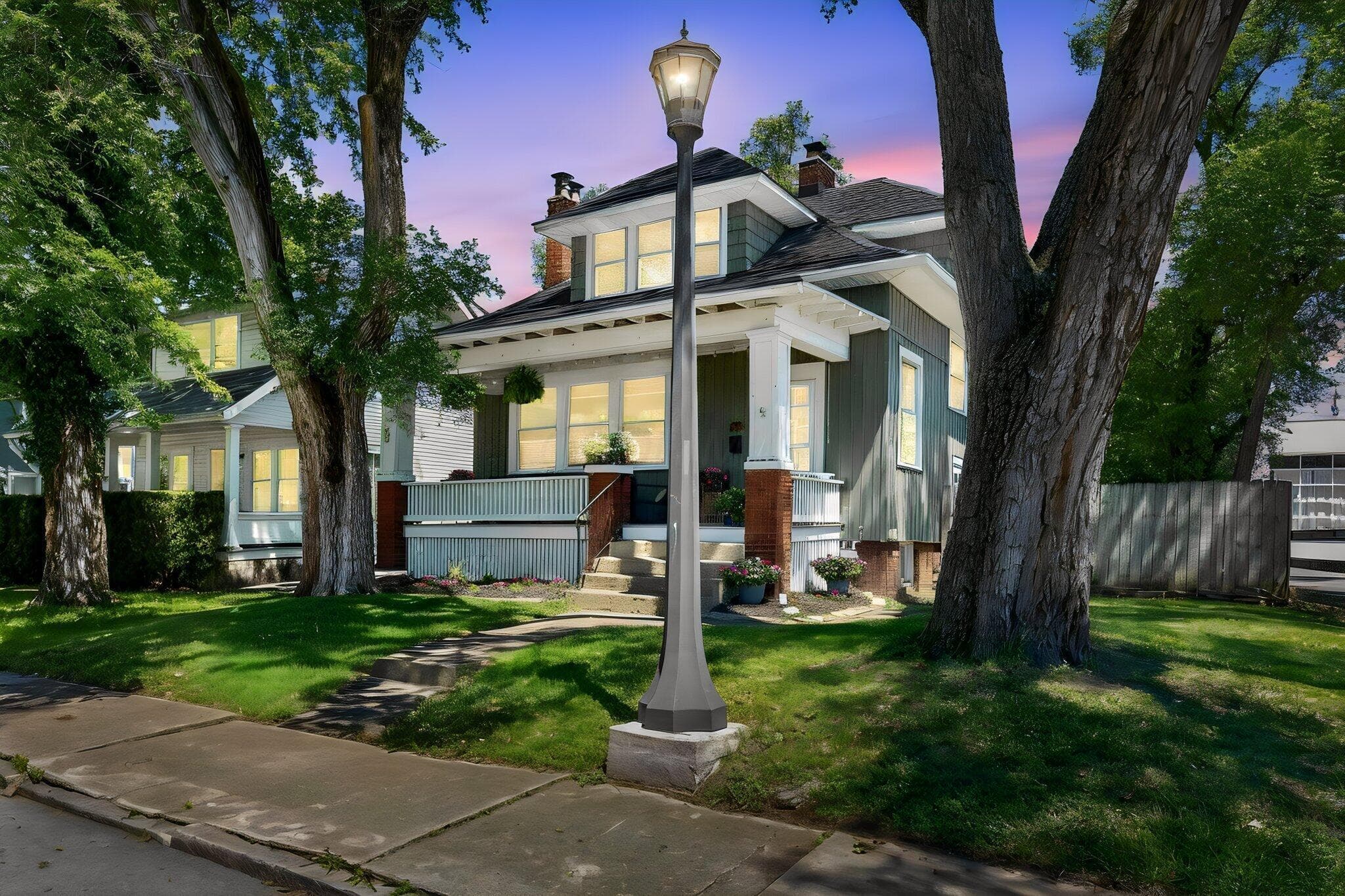 24 W Kenworth Road, Columbus, OH 43214