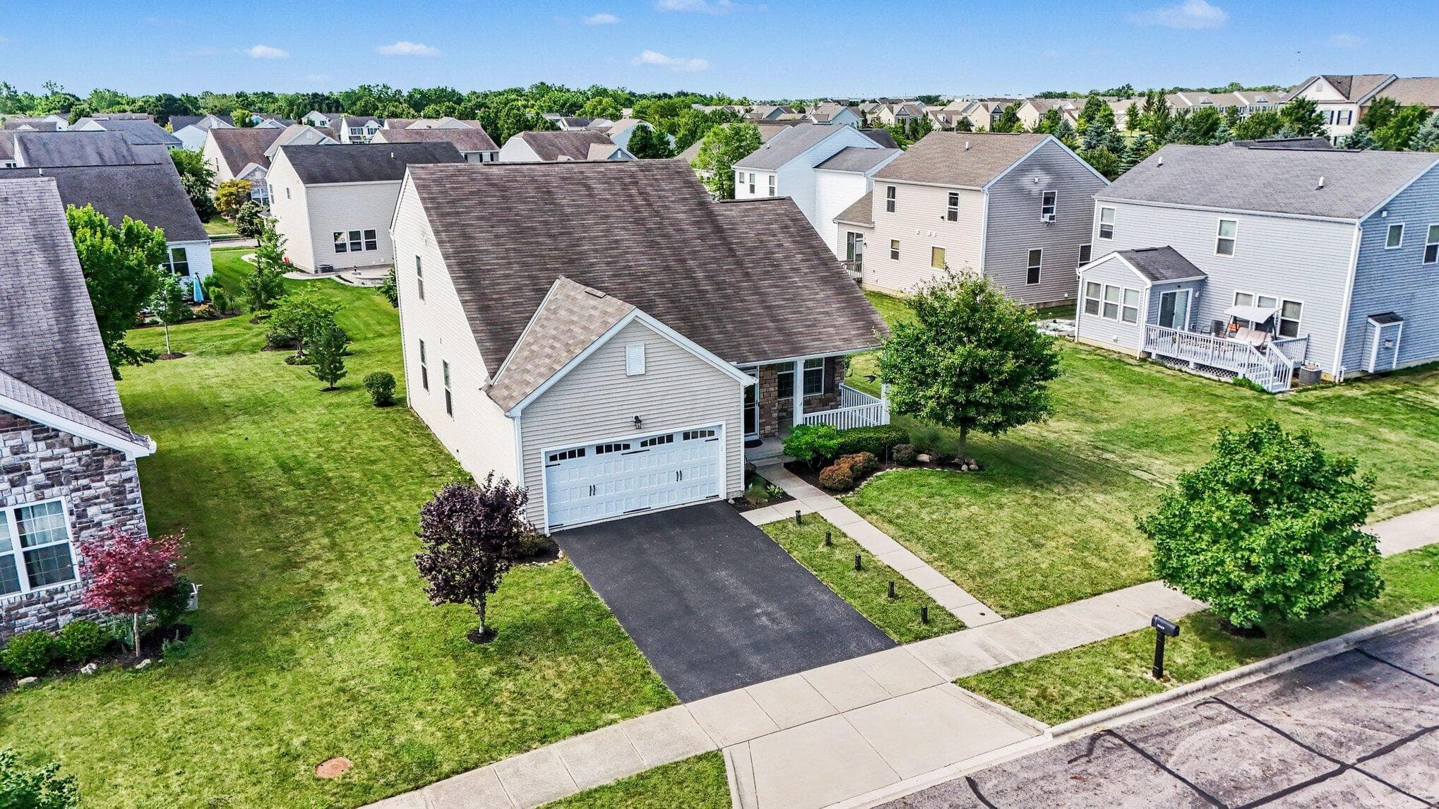5409 Elk River Drive, Dublin, OH 43016