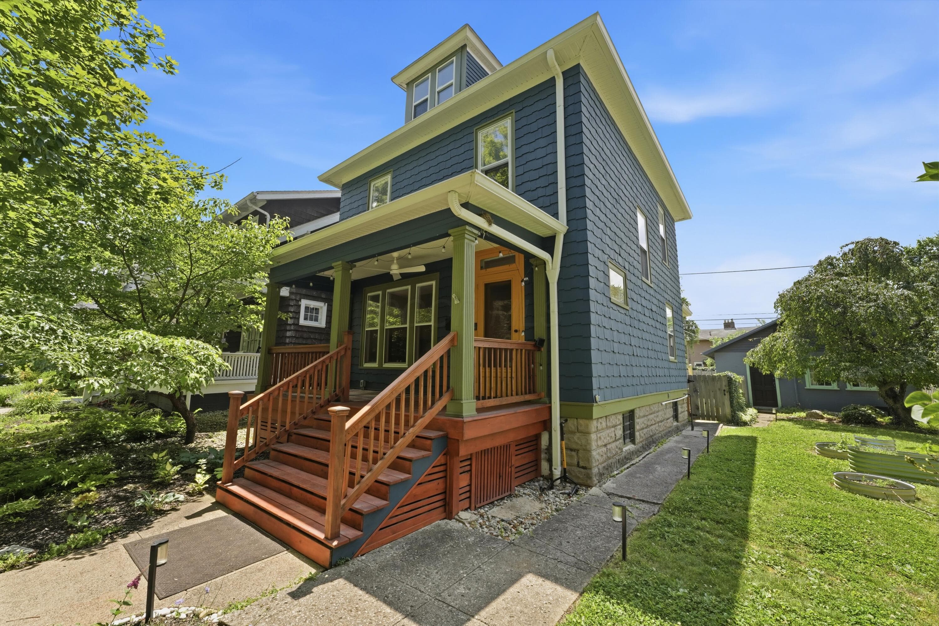 111 Crestview Road, Columbus, OH