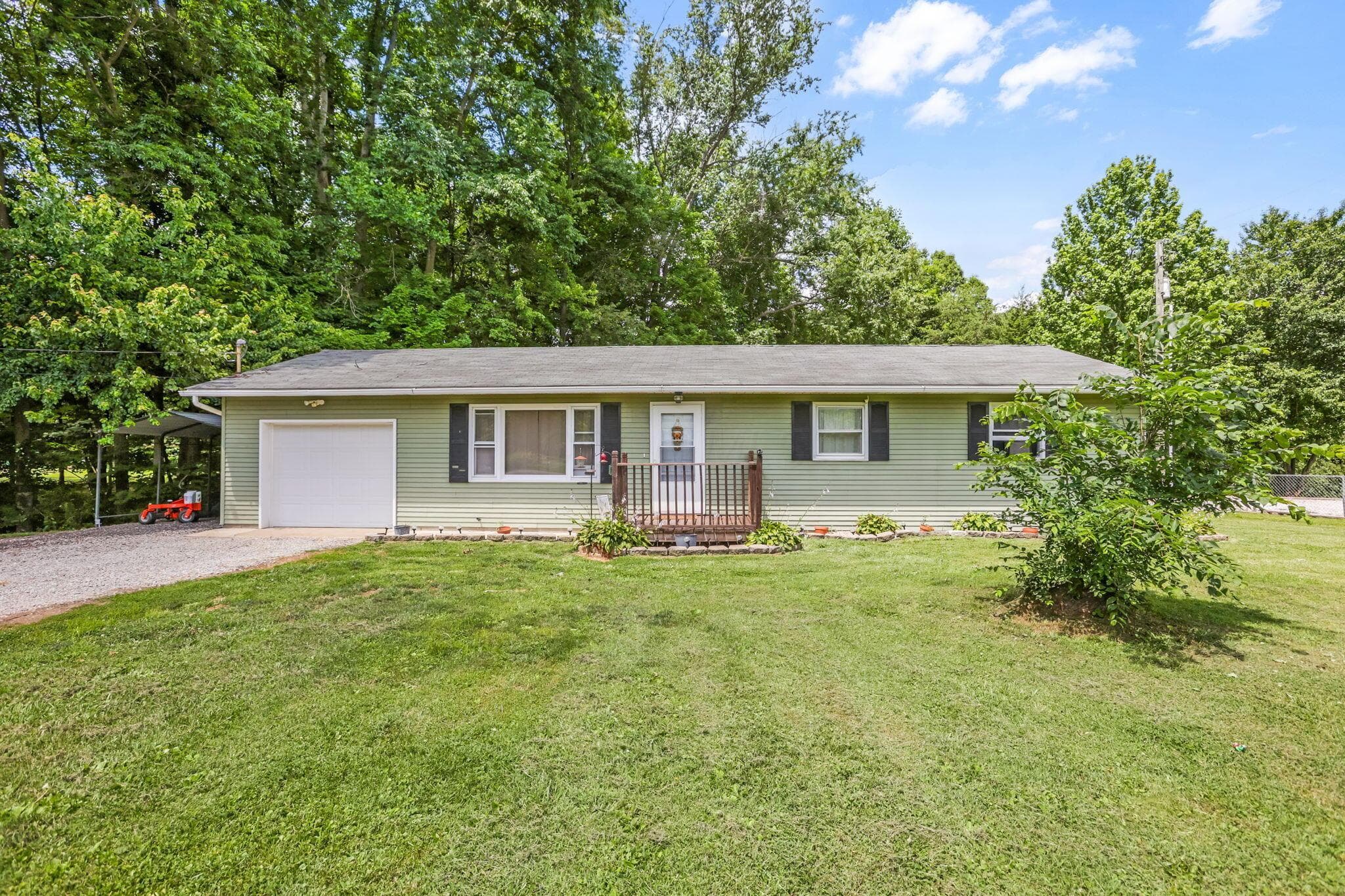 27188 Stuart Road, Rockbridge, OH 43149