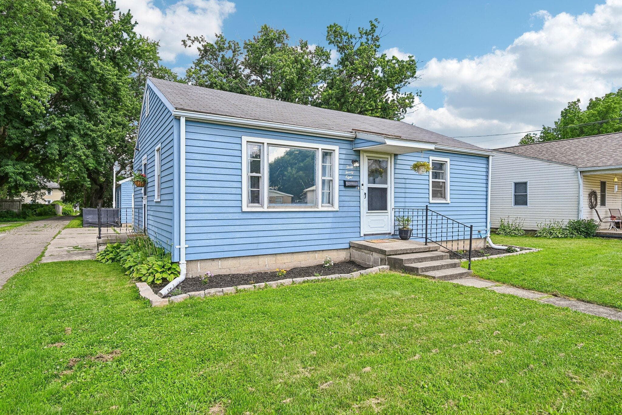 328 Eddy Street, Newark, OH