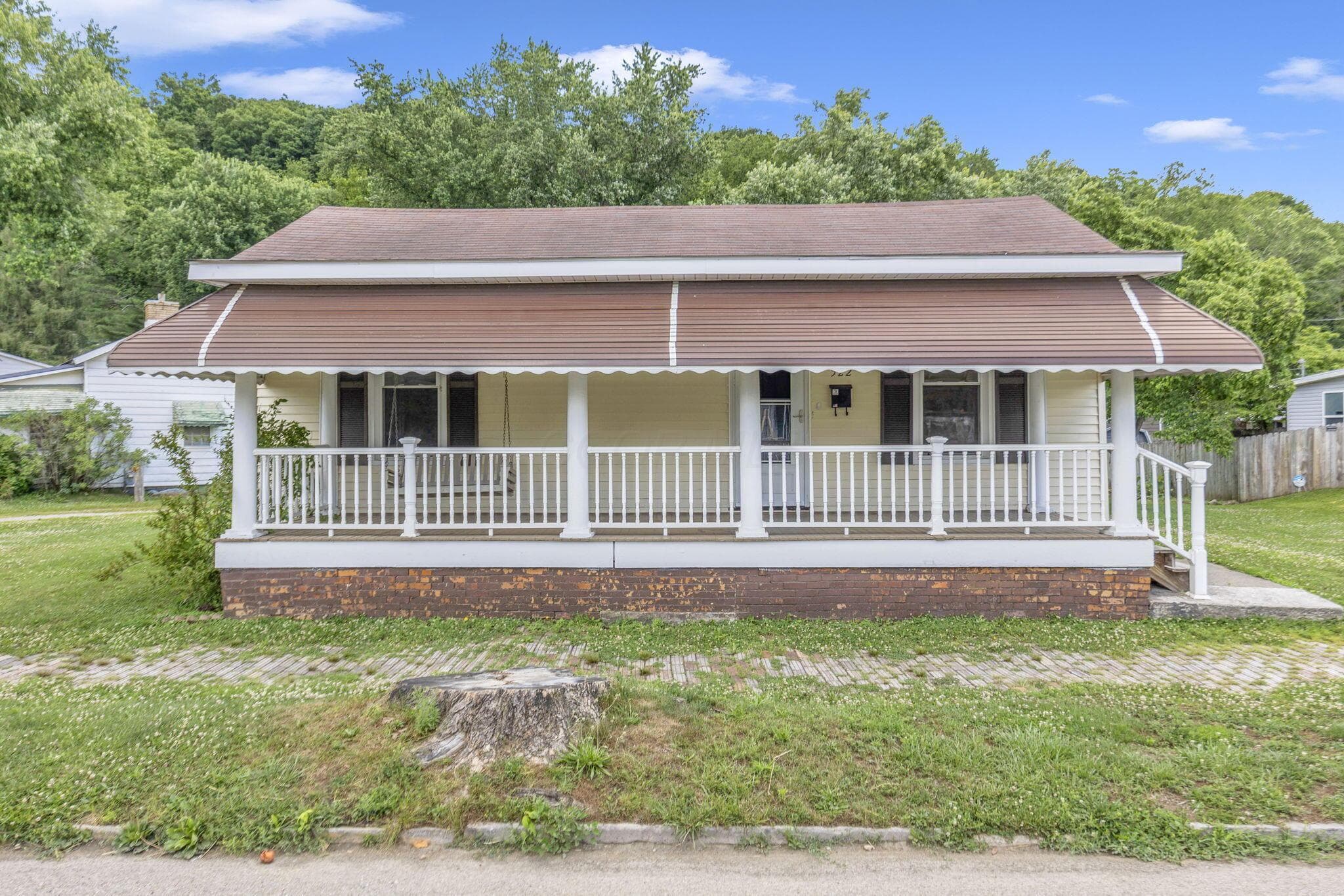 522 Poplar Street, Nelsonville, OH 45764