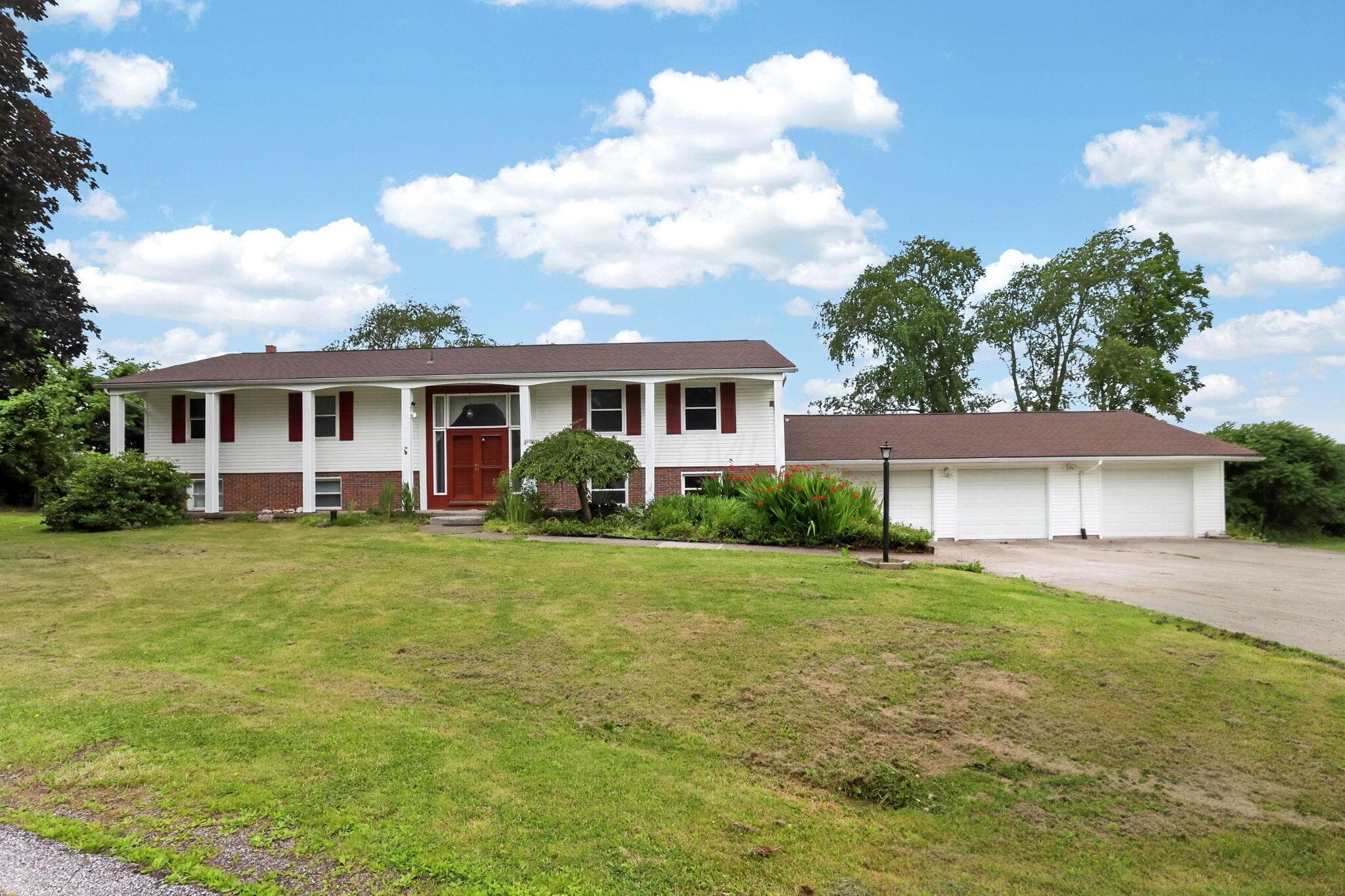 326 Roberts Drive SE, Newark, OH