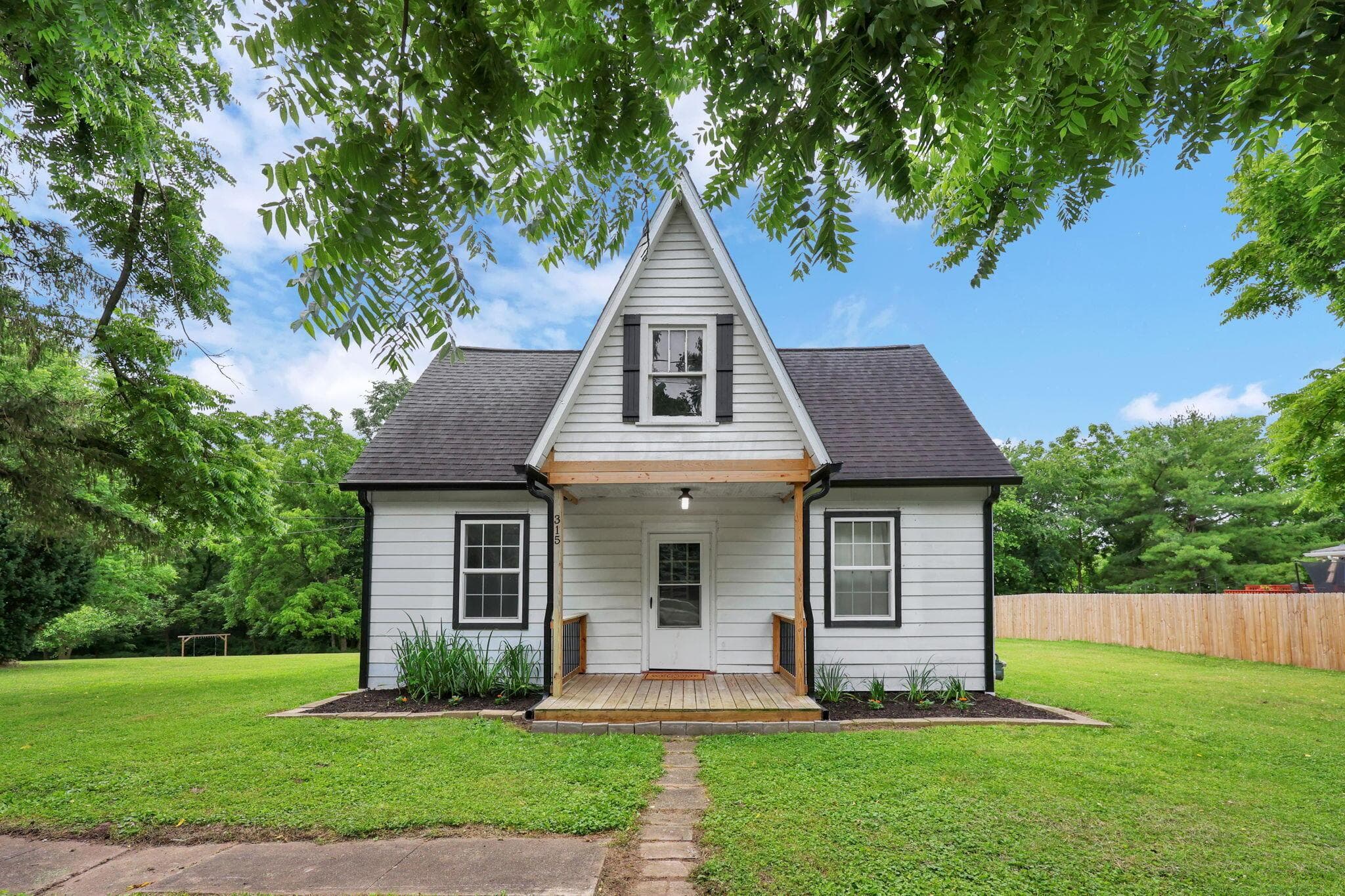 315 E Main Street, Kirkersville, OH 43033