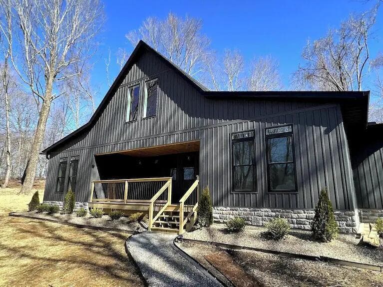 5315 Township Rd 250, Logan, OH 43138