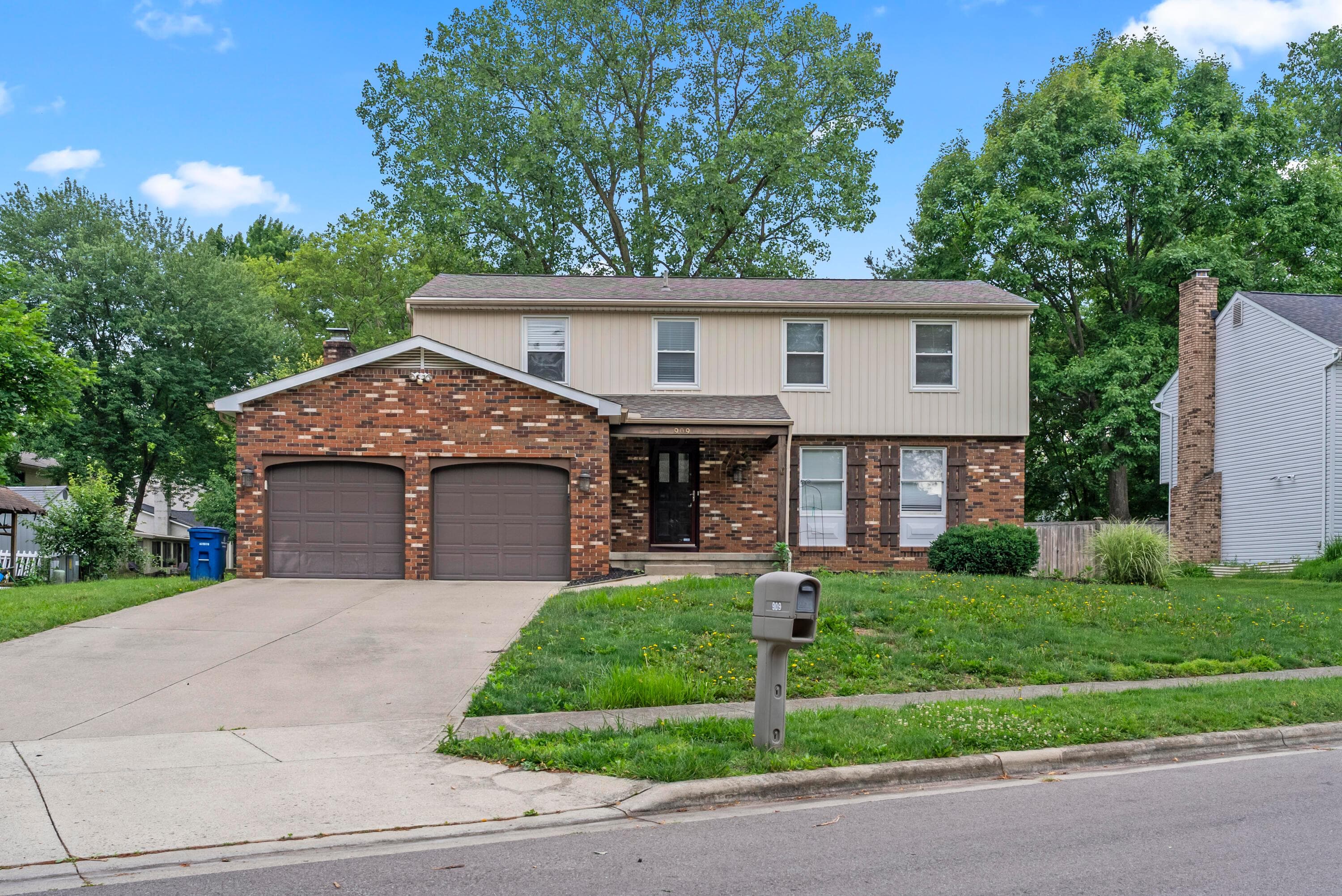 909 Prince William Lane, Westerville, OH 43081