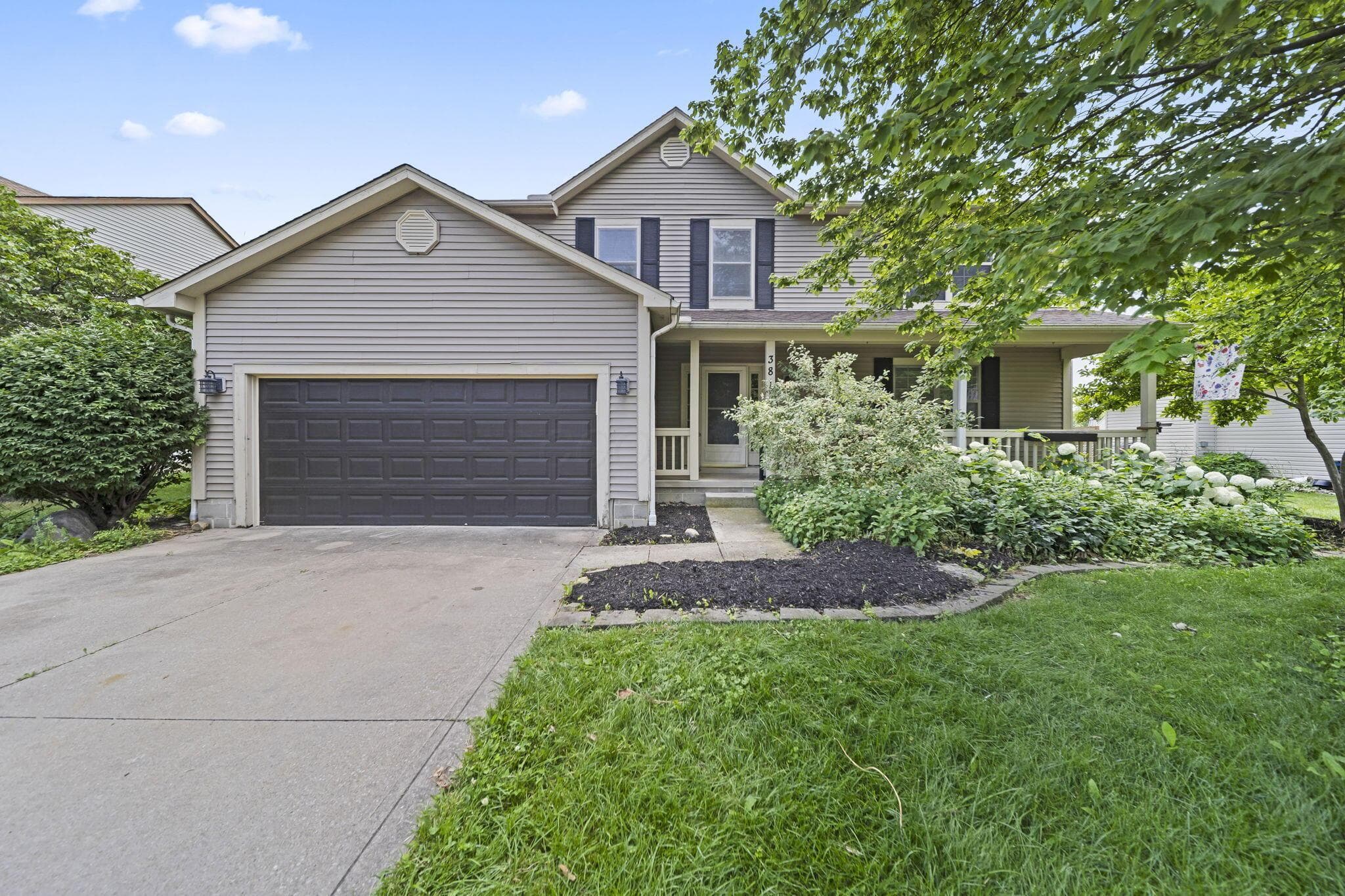381 Hearthstone Drive, Delaware, OH 43015