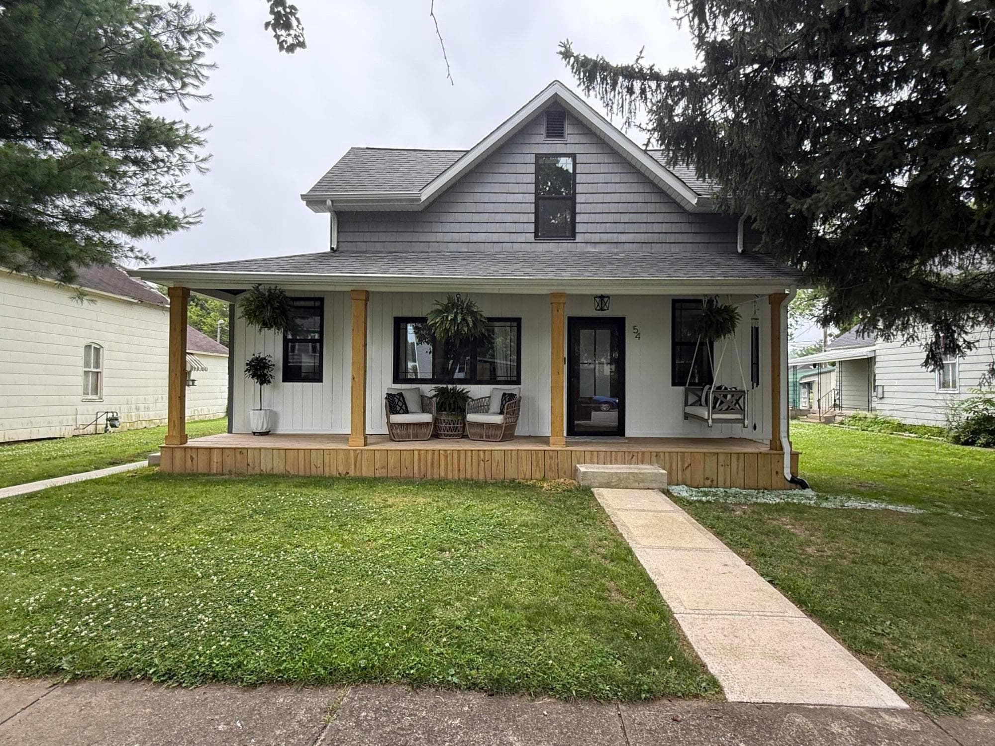 54 W Canal Street, Carroll, OH 43112