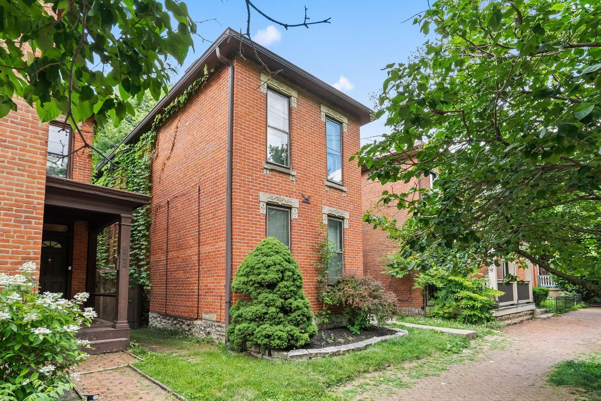 338 W 1st Avenue, Columbus, OH 43201