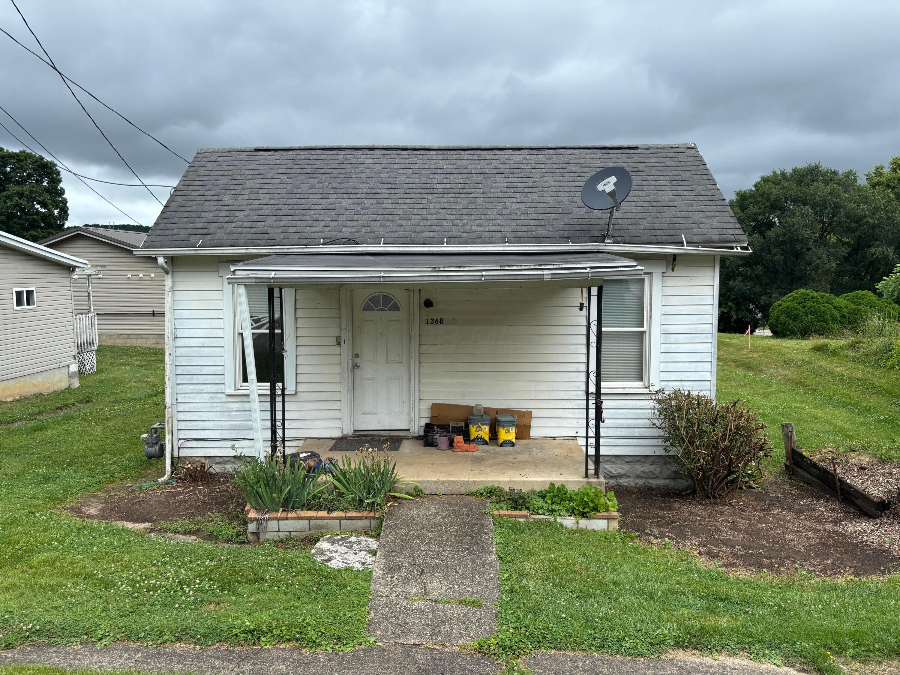 1368 Charles Street, Logan, OH 43138