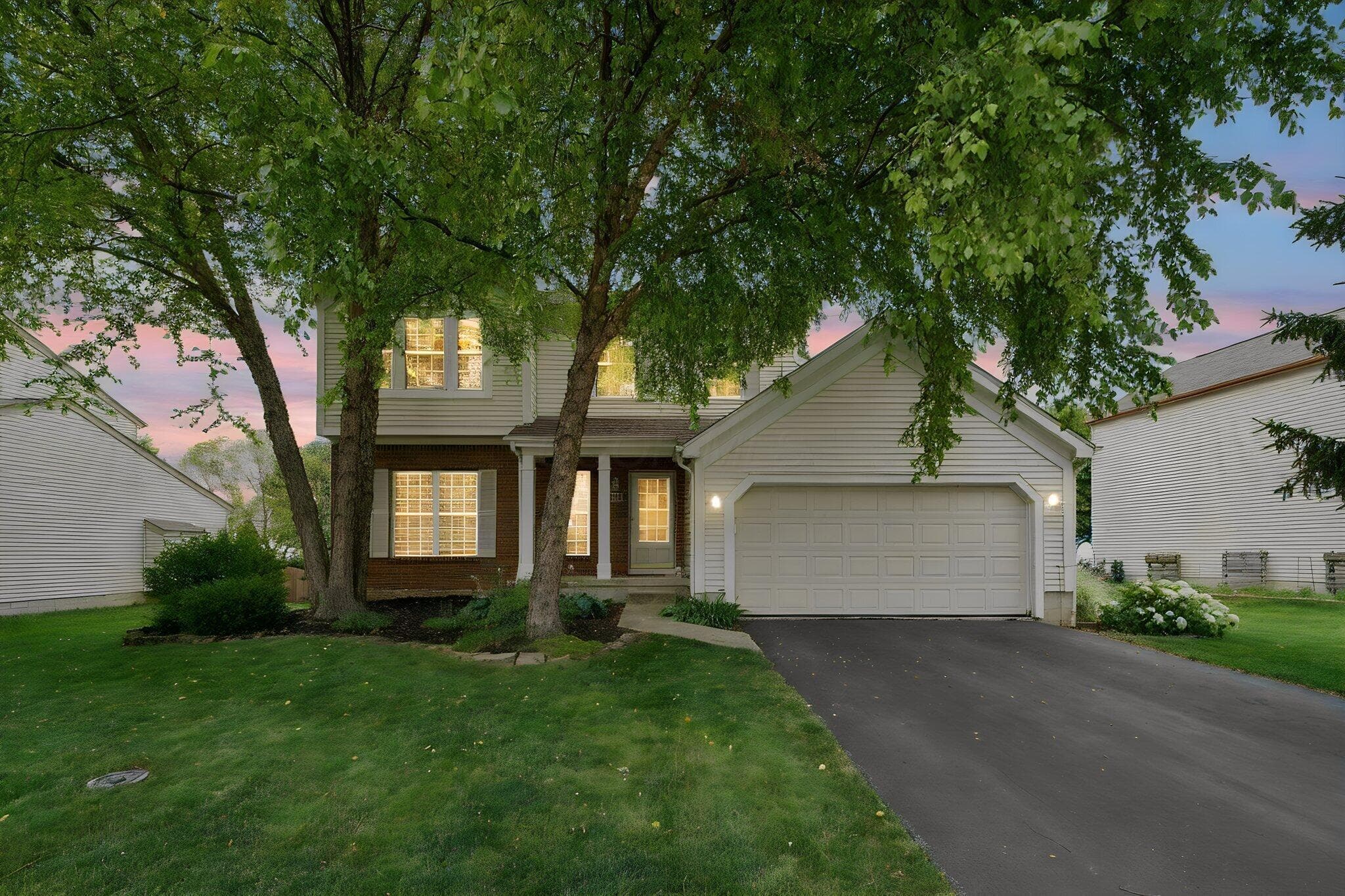 1719 Royal Oak Drive, Lewis Center, OH