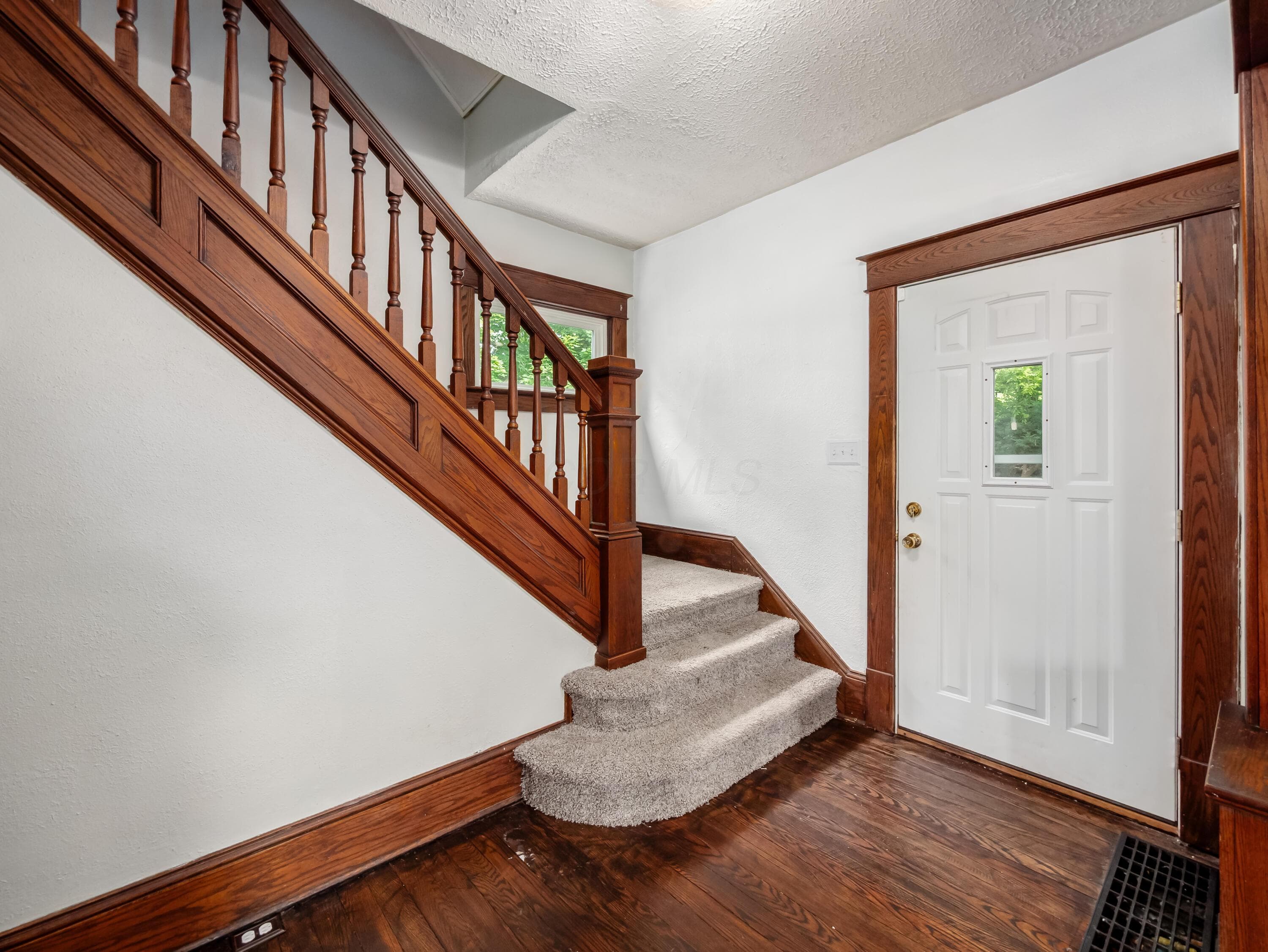 118 E Burgess Street, Mount Vernon, OH 43050