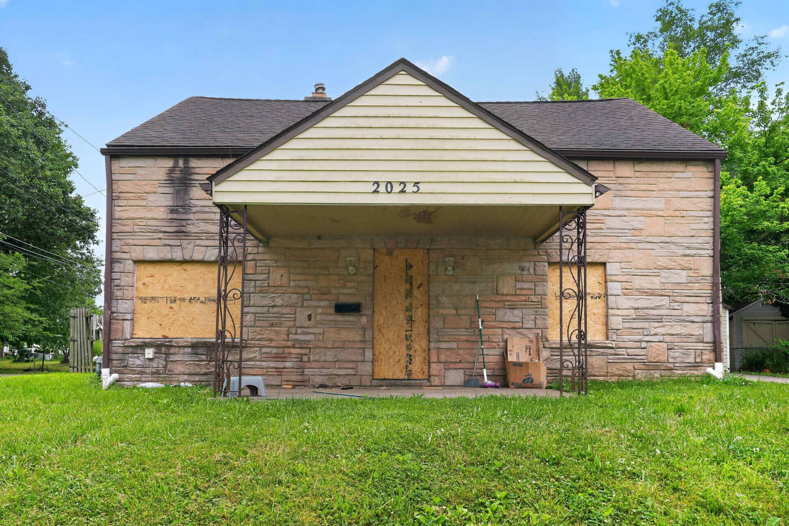 2025 Aberdeen Avenue, Columbus, OH 43211