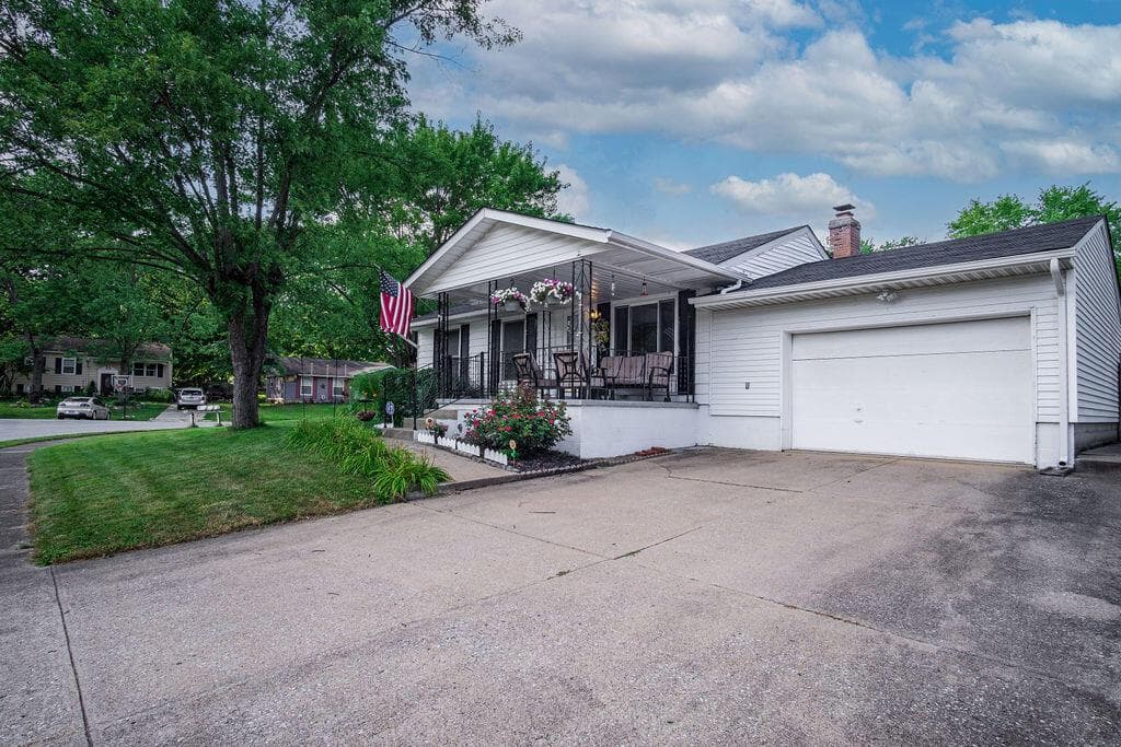 250 Mistletoe Court, Sunbury, OH 43074