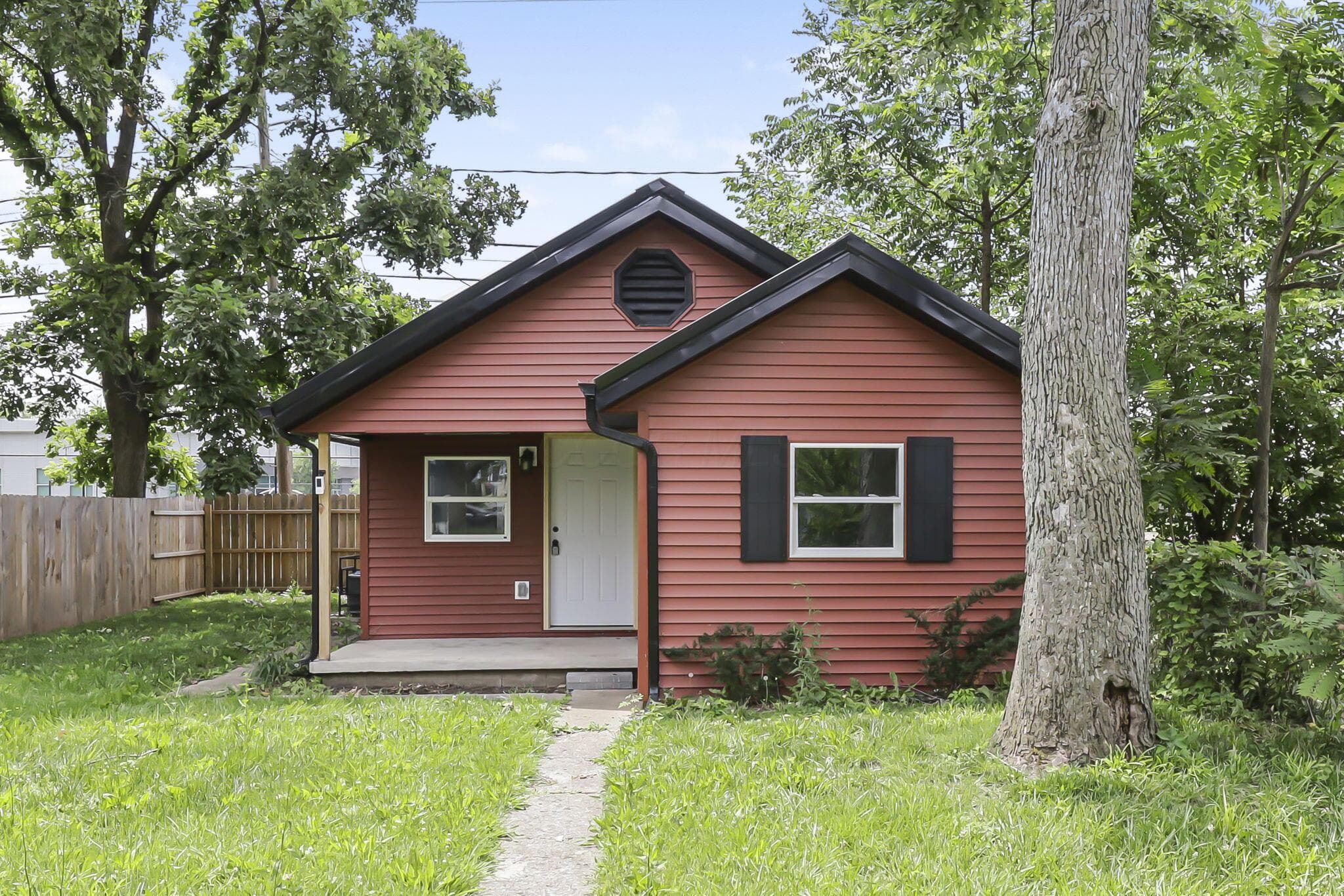 1341 Genessee Avenue, Columbus, OH 43211