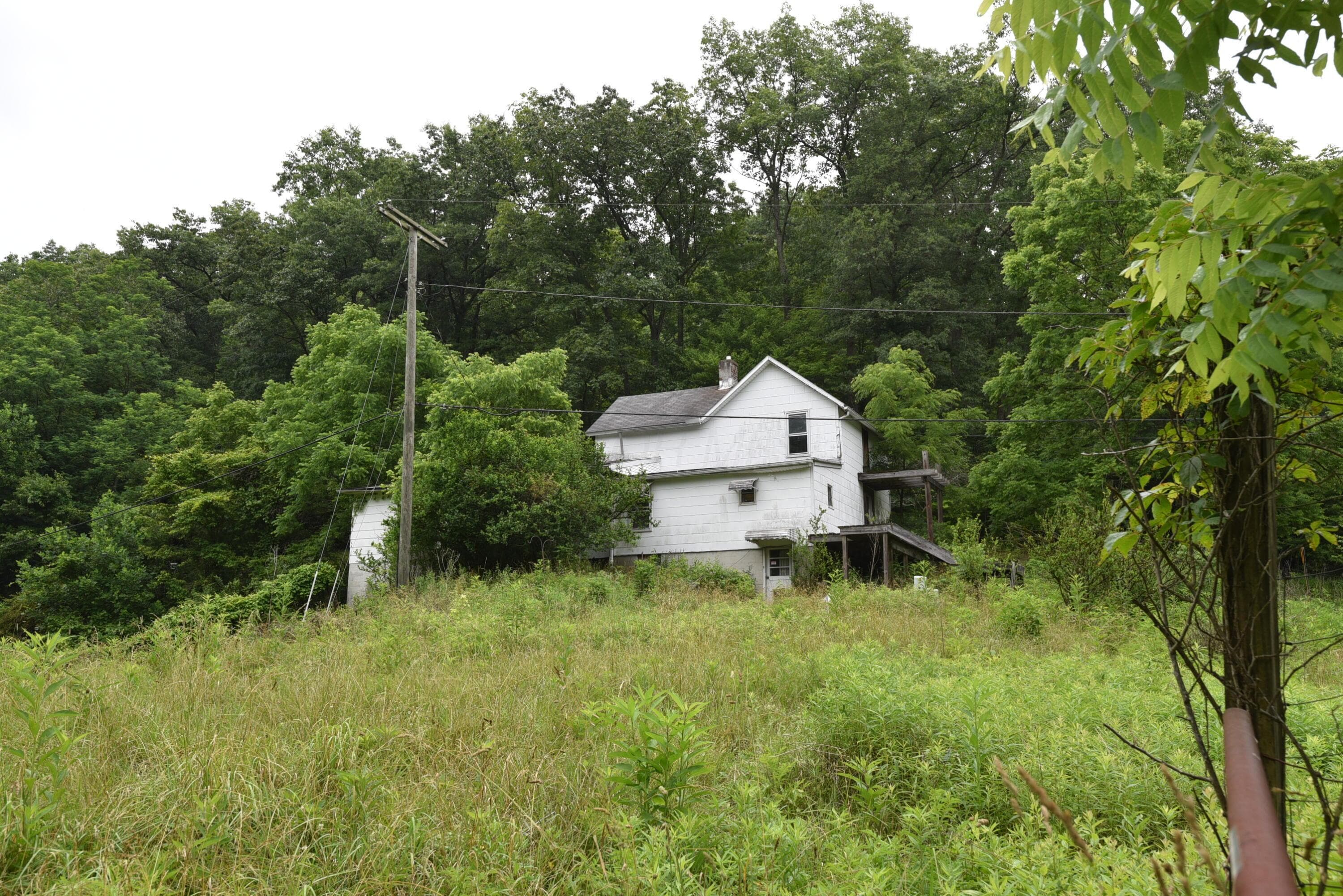 10989 Frasure Helber Road, Logan, OH 43138