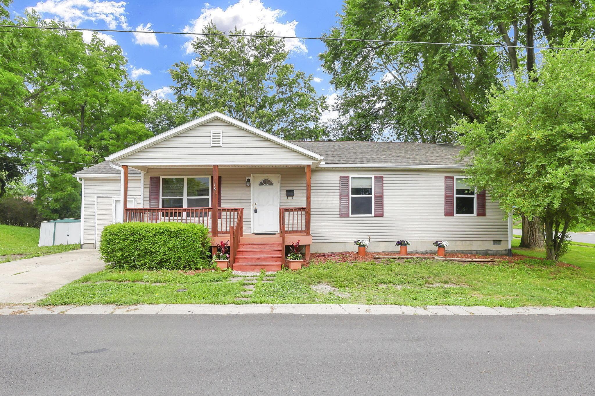 18 Neil Street, Delaware, OH 43015