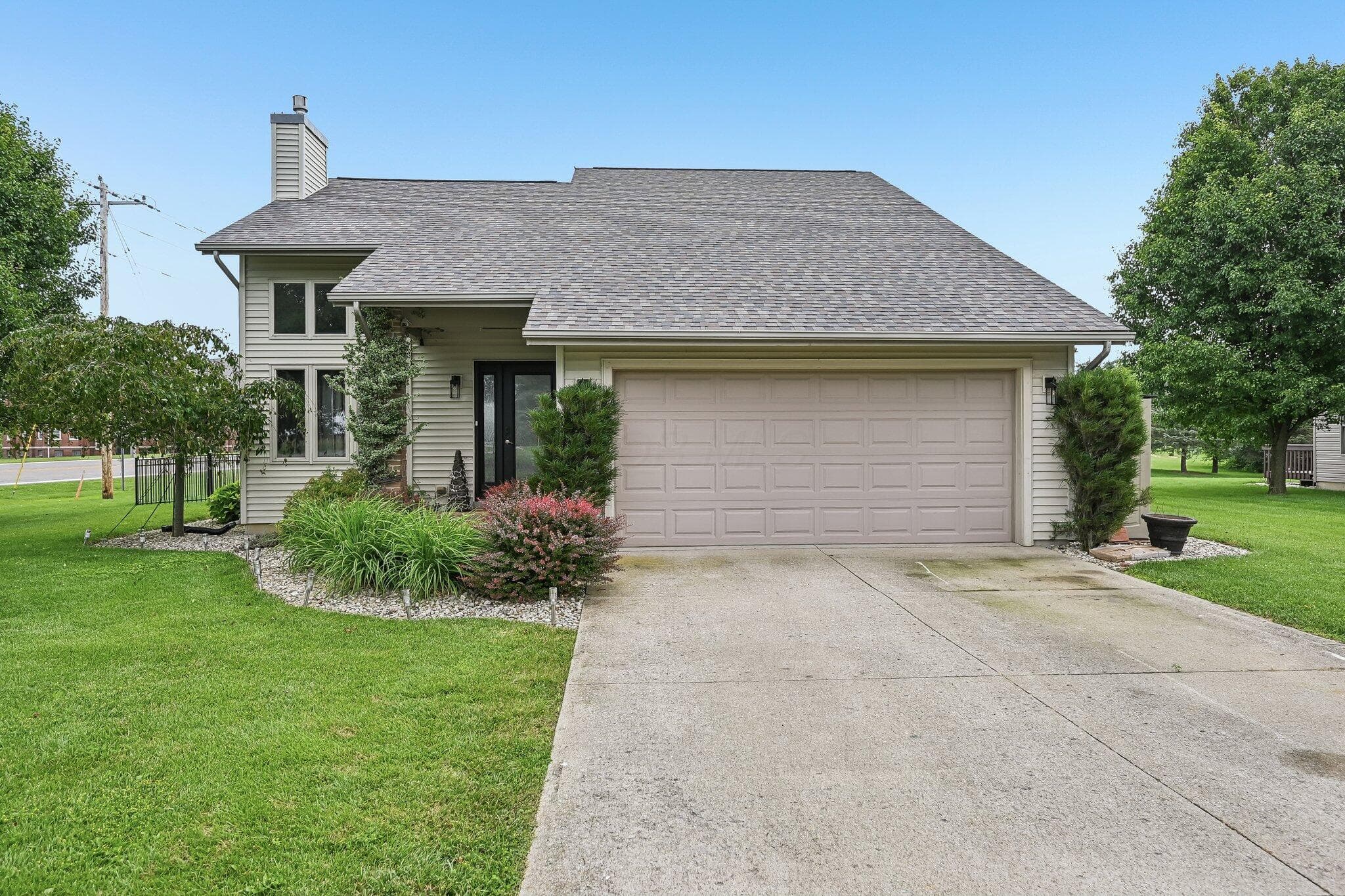 1627 Briarwood Street, West Liberty, OH 43357