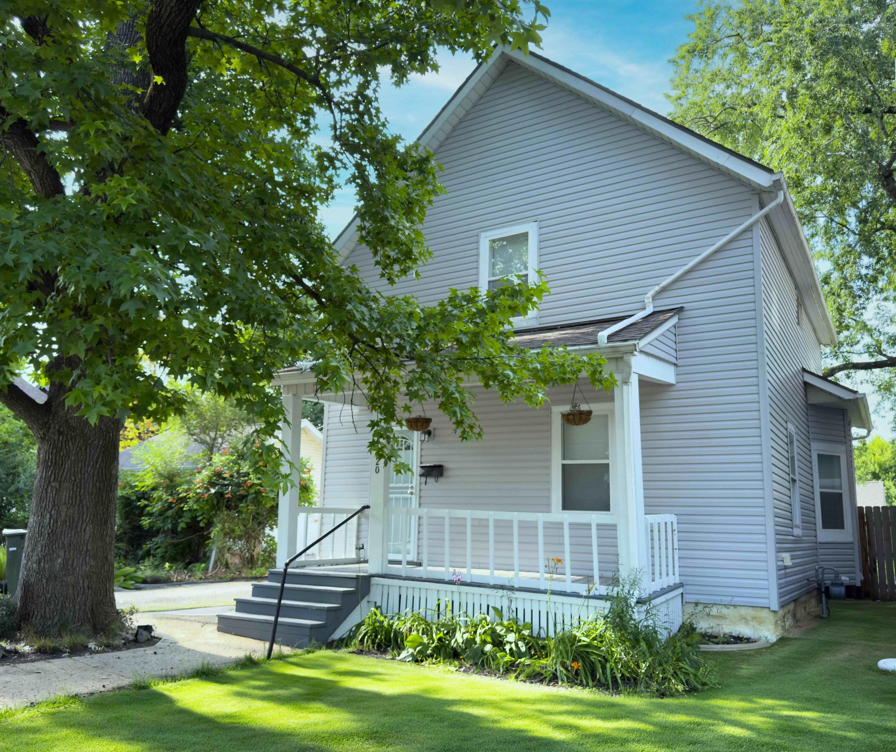 1120 E Kossuth Street, Columbus, OH 43206