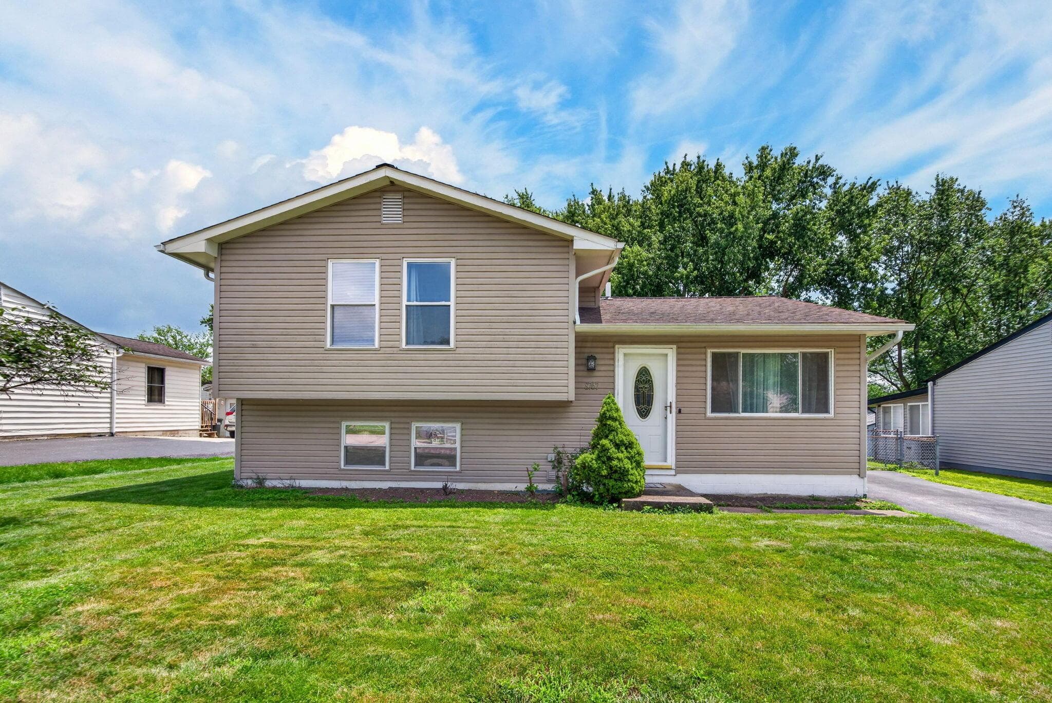 8767 Hubbard Drive S, Galloway, OH 43119