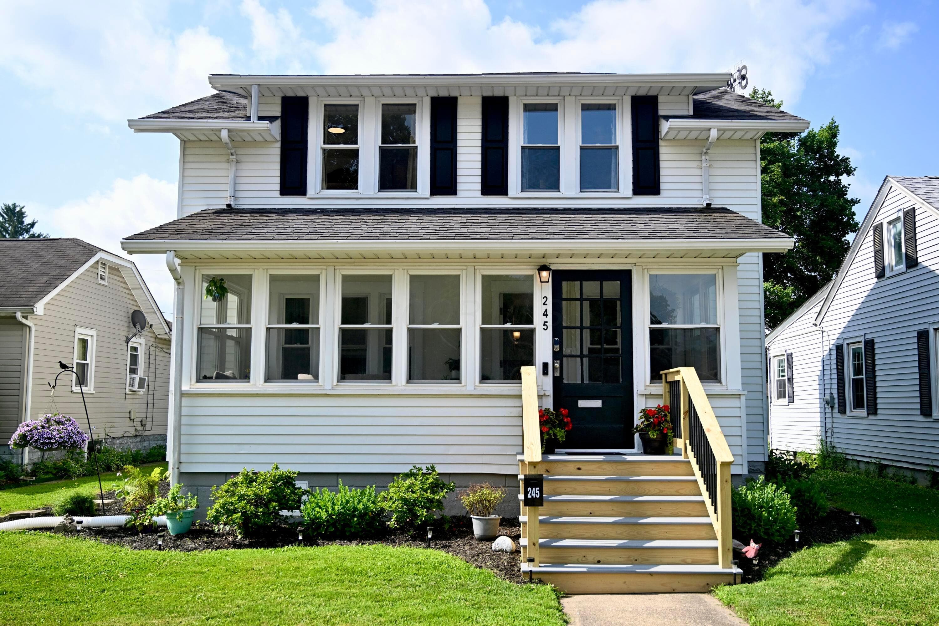 245 Cambria Street, Newark, OH 43055