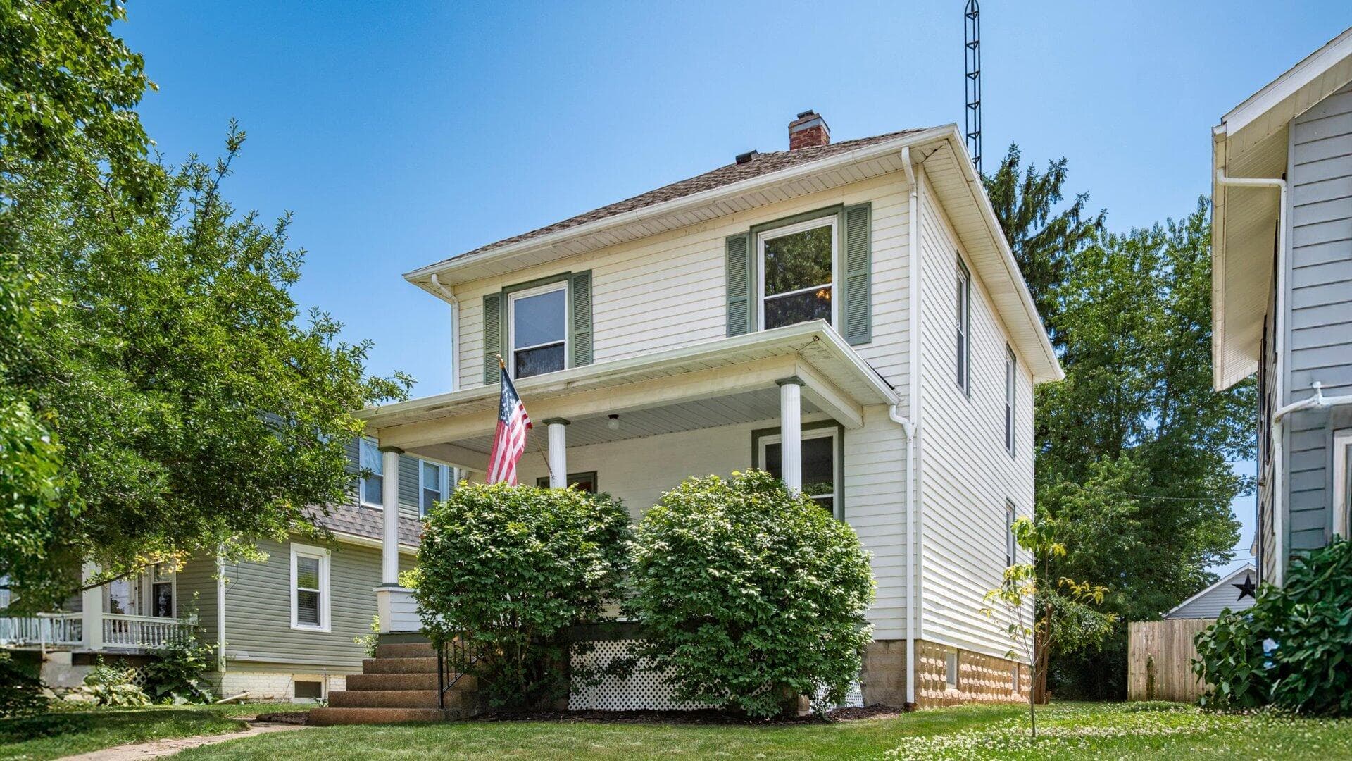 714 Saint Louis Avenue, Zanesville, OH 43701