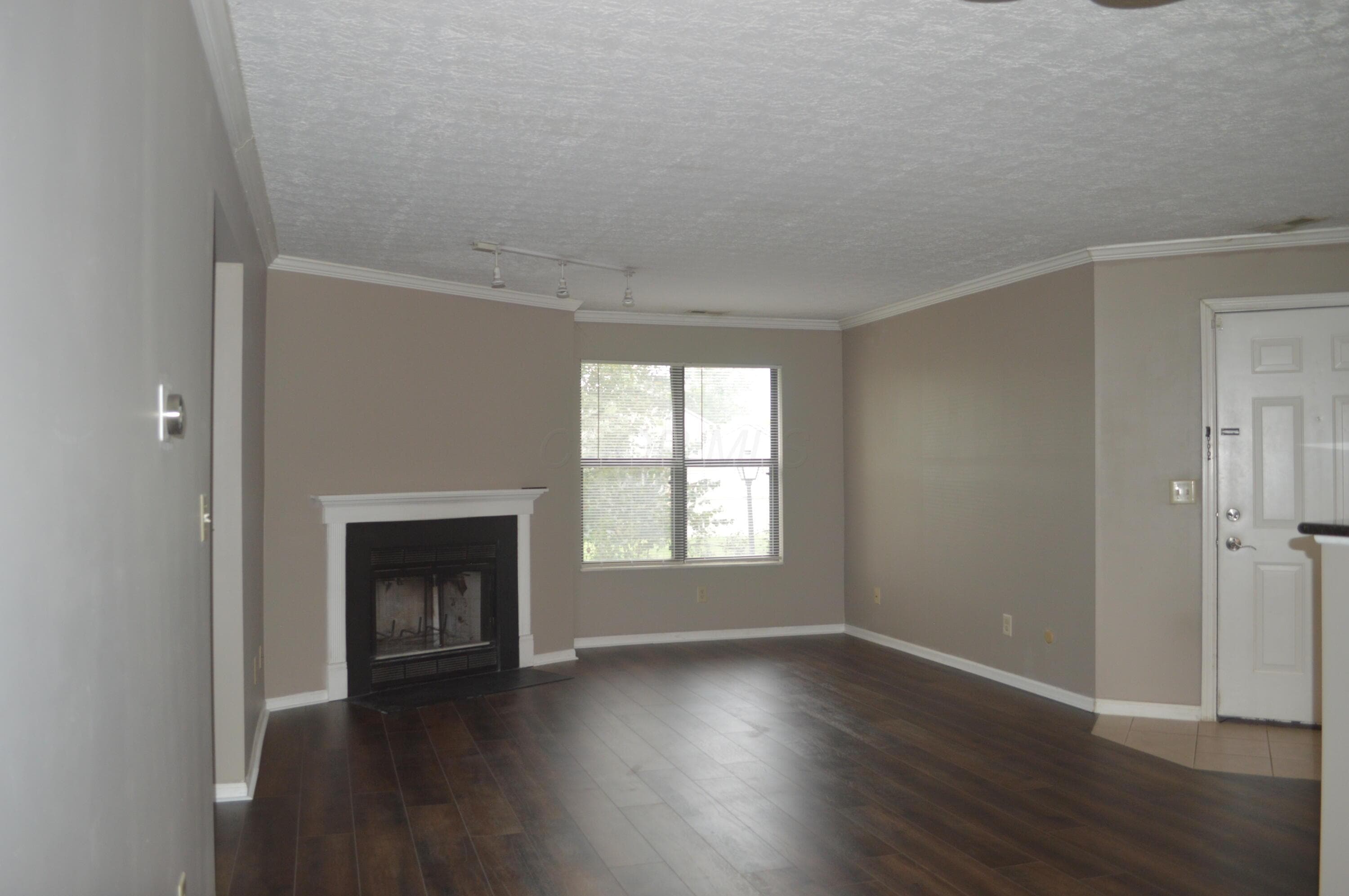 2744 Greystone Drive #D, Columbus, OH 43220