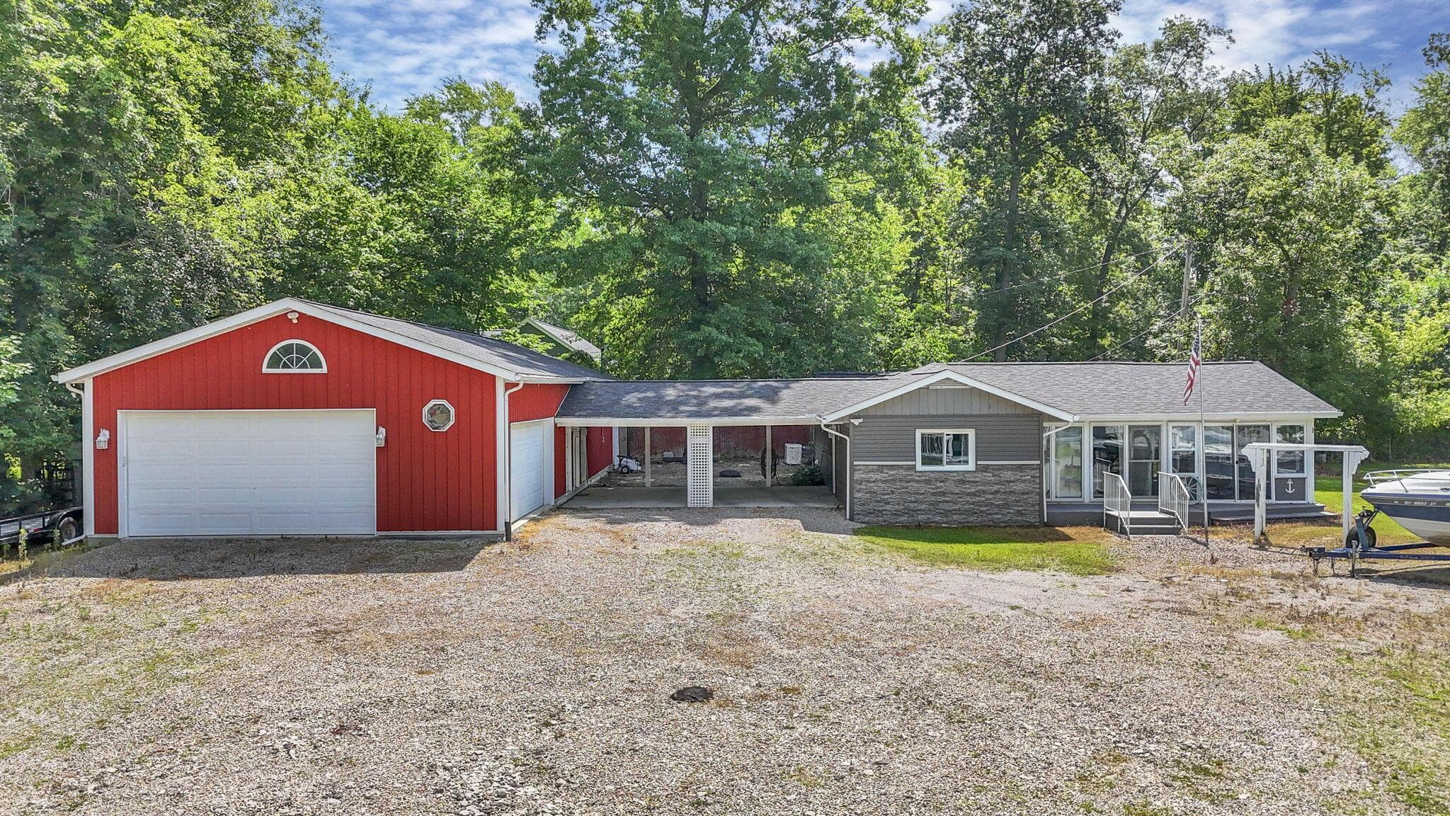 13426 Cedar Road NE, Thornville, OH 43076
