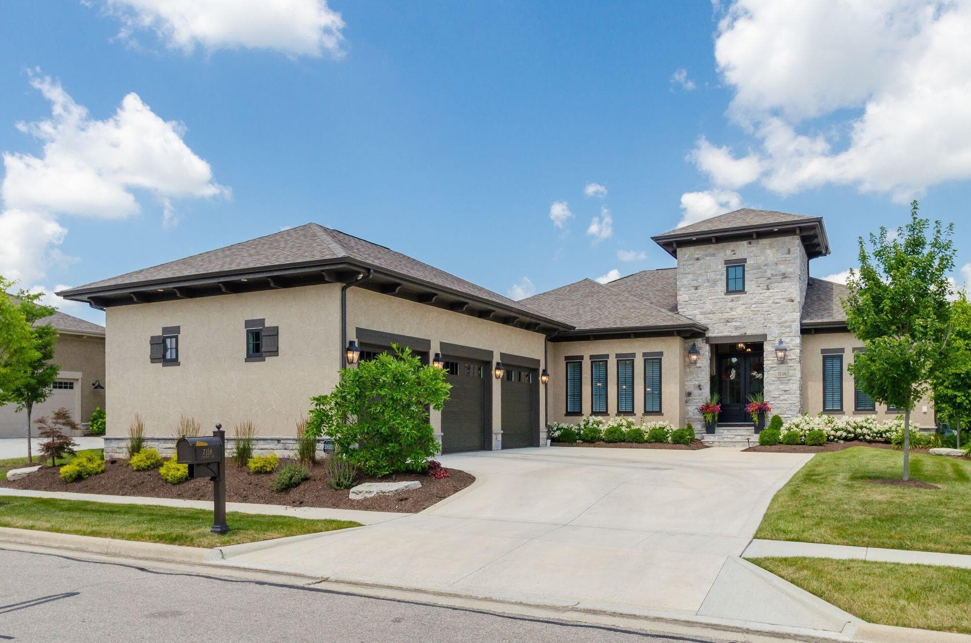 7158 Tuscany Drive, Dublin, OH 43016