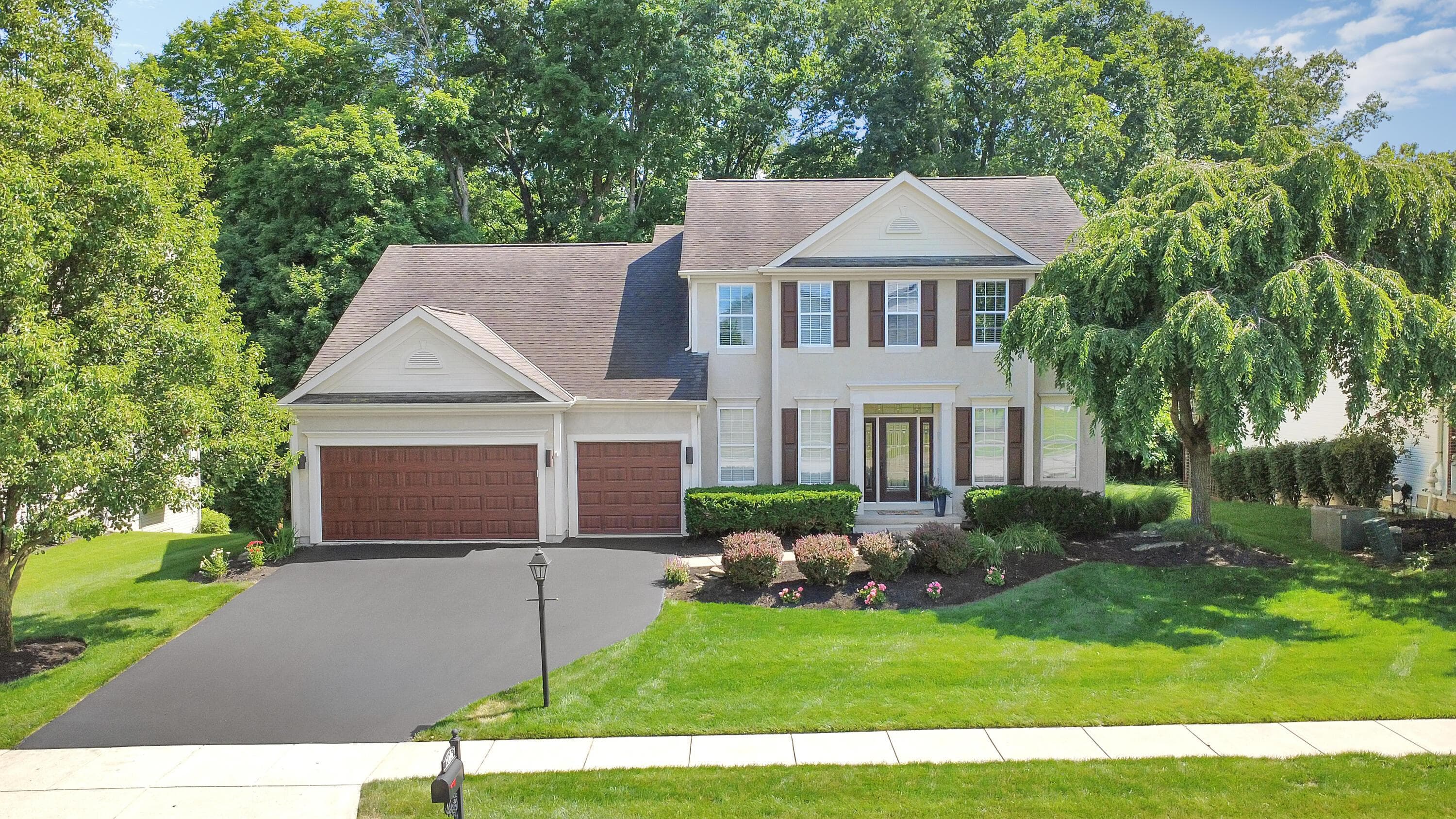 2616 Bold Venture Drive, Lewis Center, OH 43035