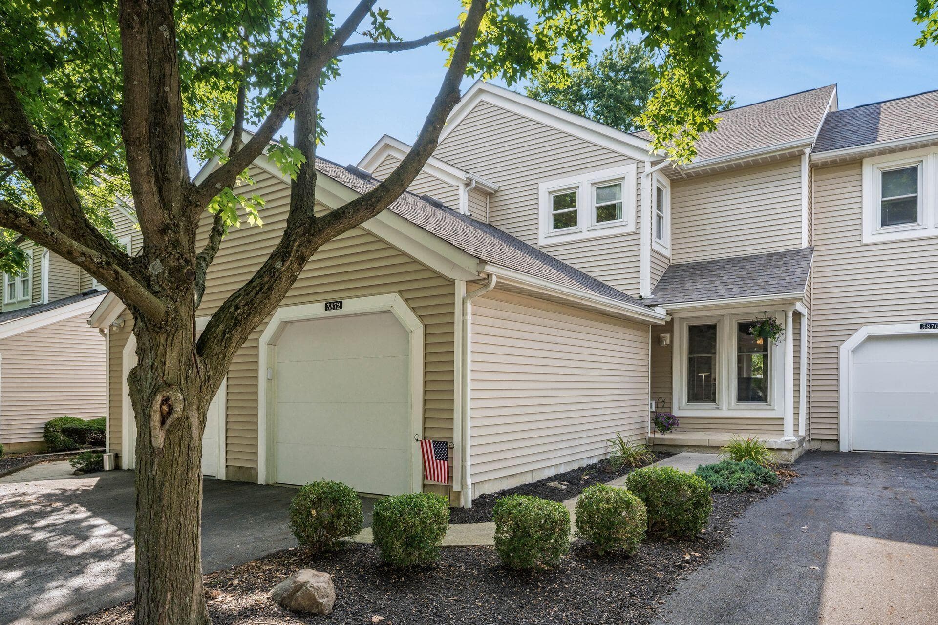 3872 Oakbridge Lane #24-2, Dublin, OH