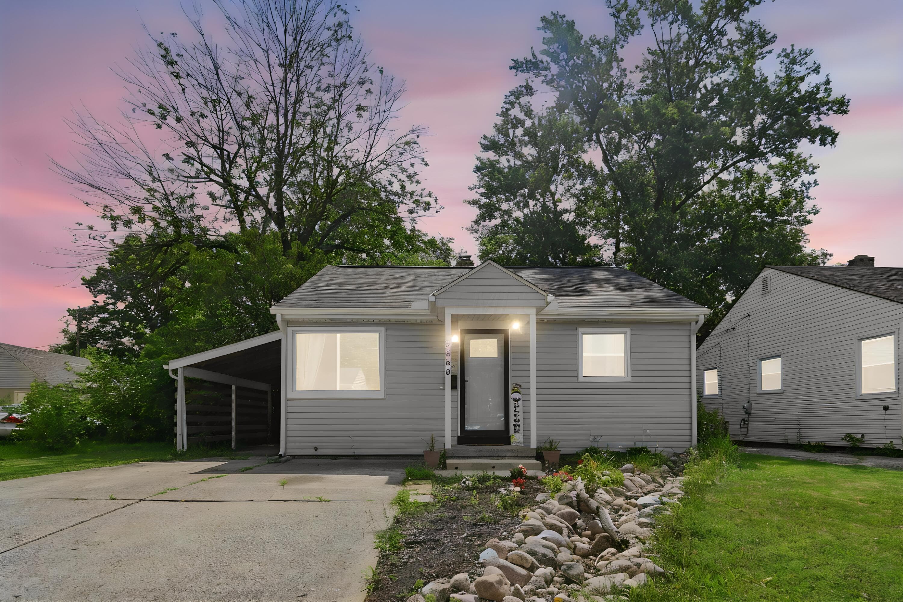 2800 Azelda Street, Columbus, OH 43211