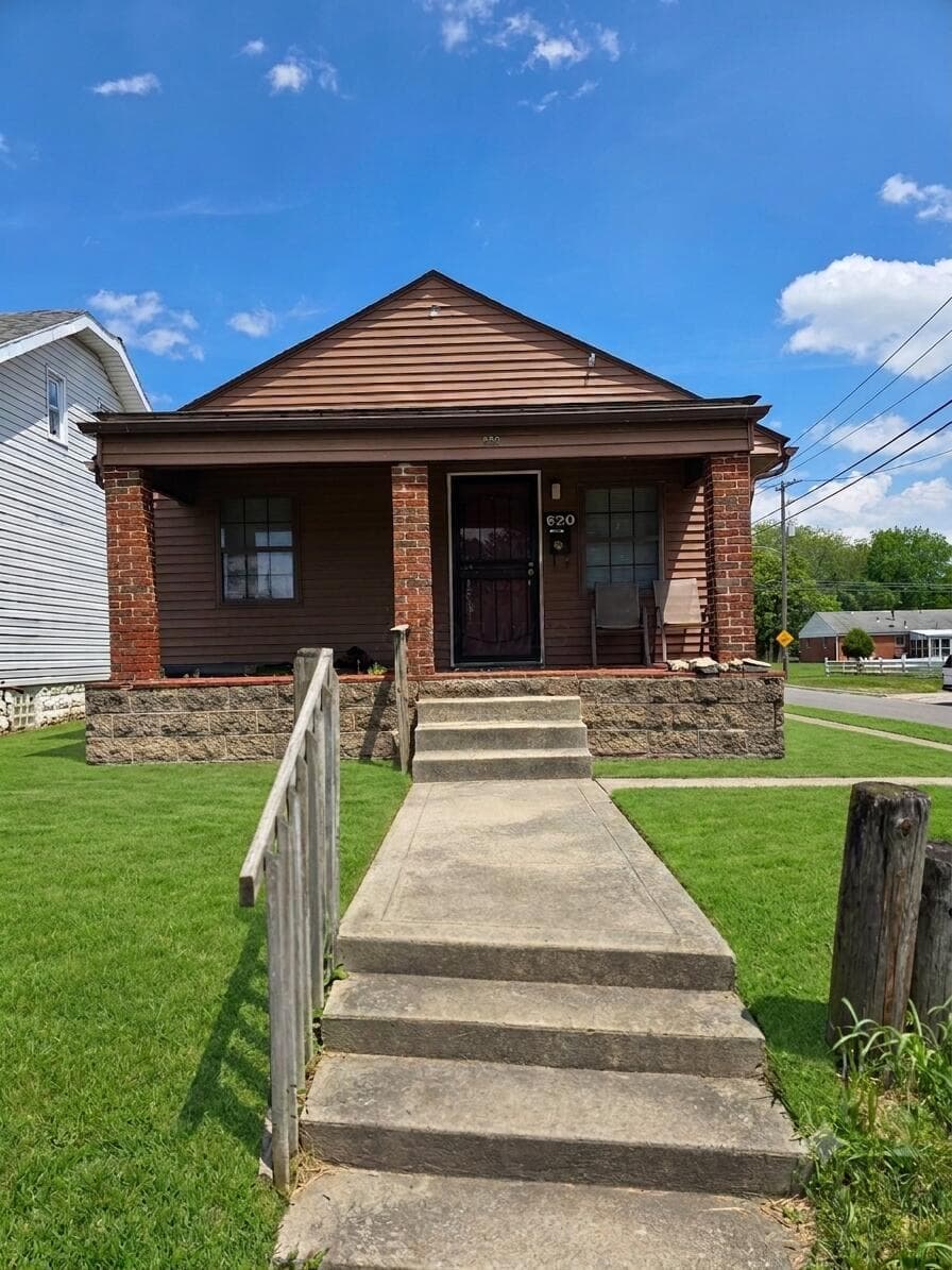 620 Athens Avenue, Columbus, OH 43204