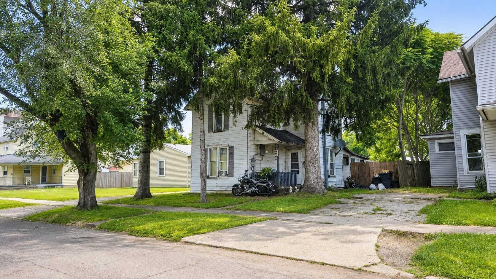 242 N Grand Avenue, Marion, OH 43302