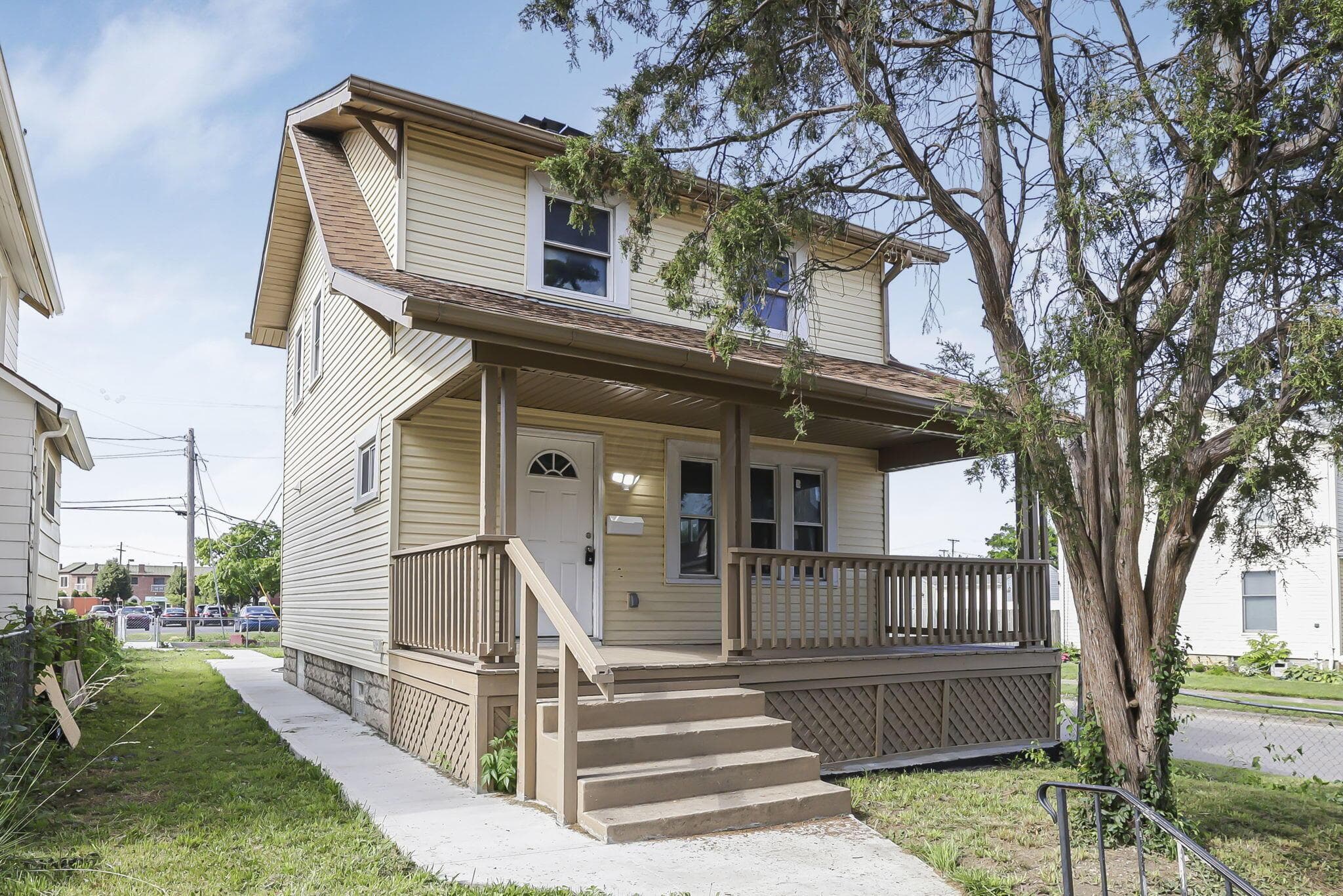 913 Chittenden Avenue, Columbus, OH 43211