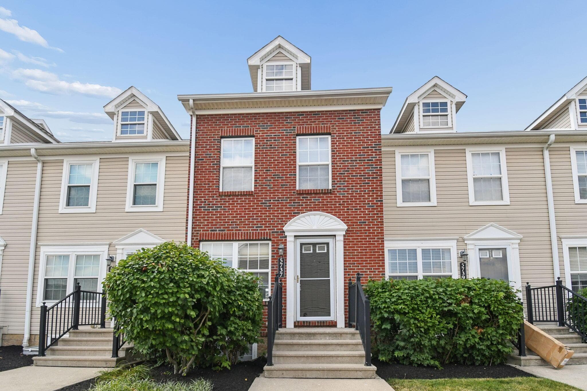 5737 High Rock Drive, Westerville, OH 43081